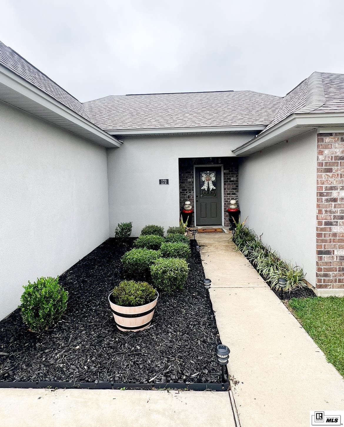 172 Meadows Drive