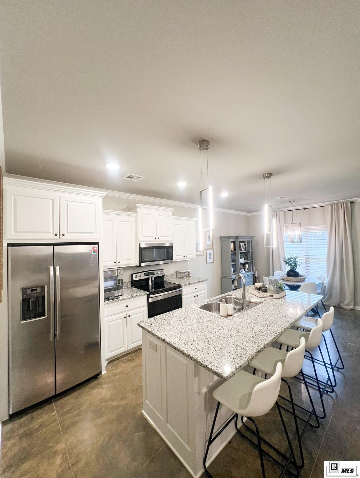 172 Meadows Drive