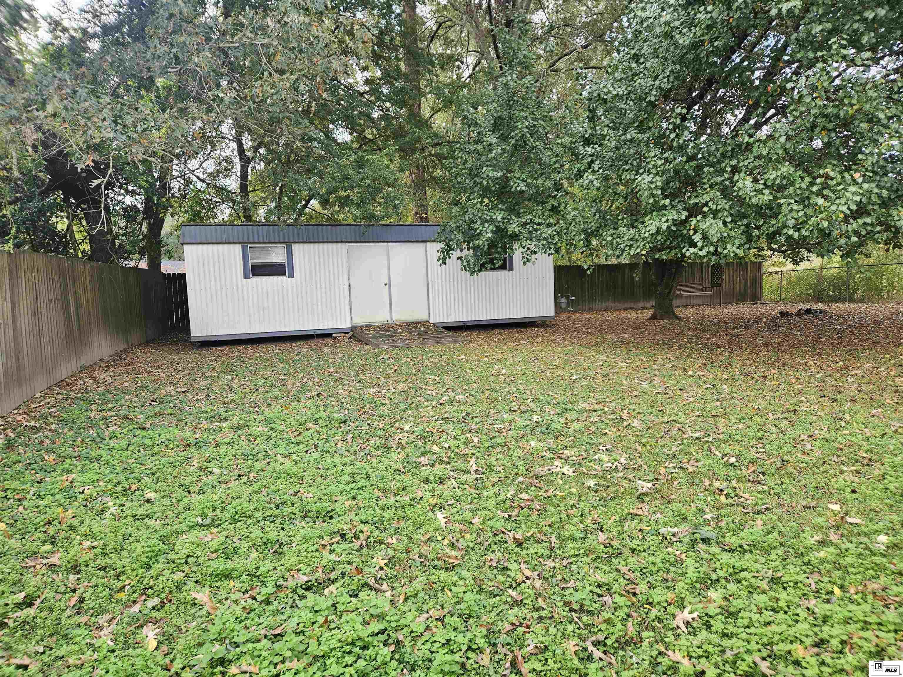 215 Horseshoe Lake Road