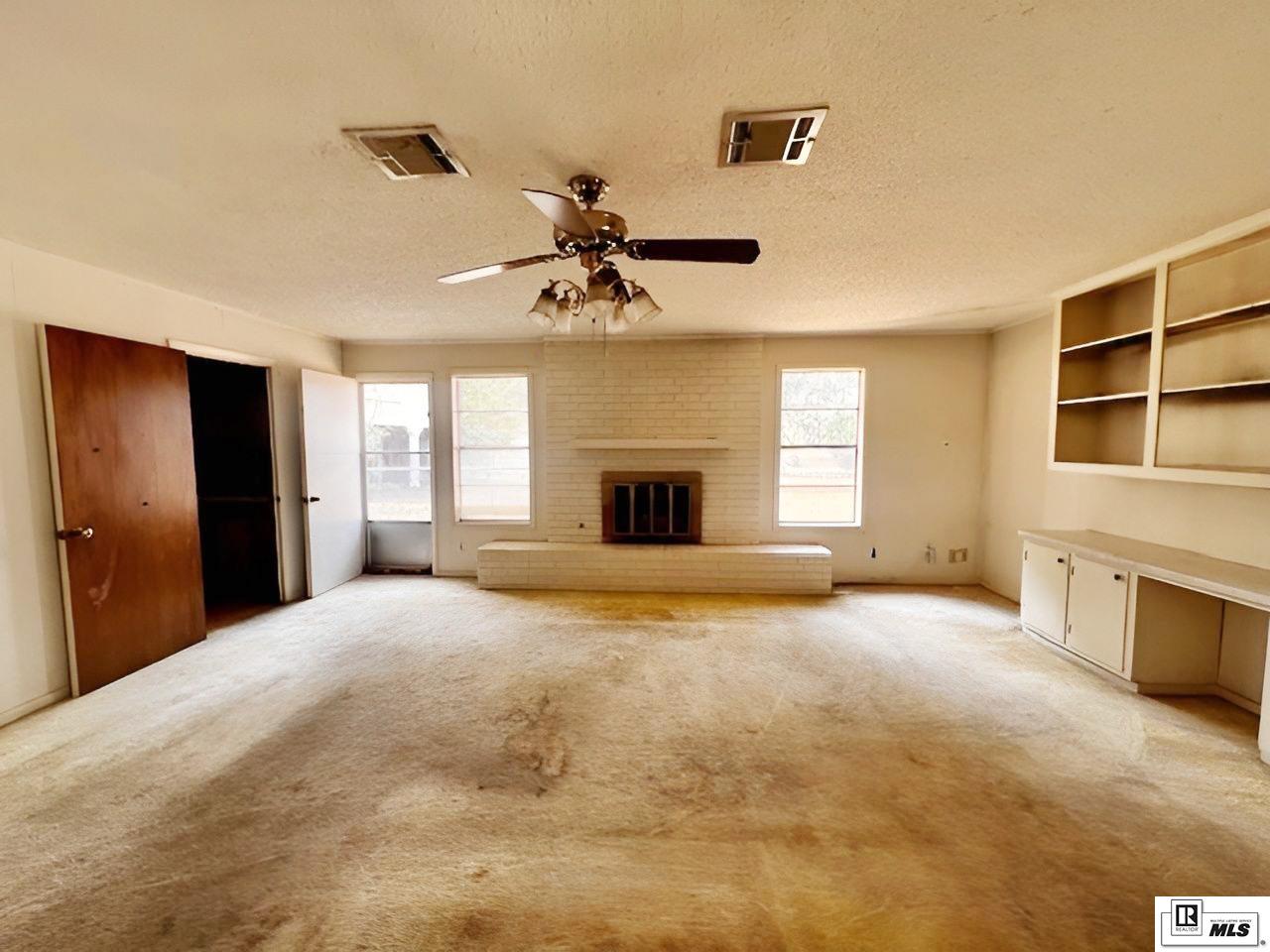 105 Oaklawn Drive