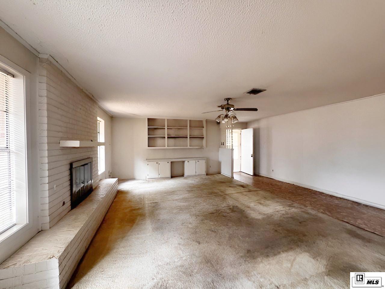 105 Oaklawn Drive