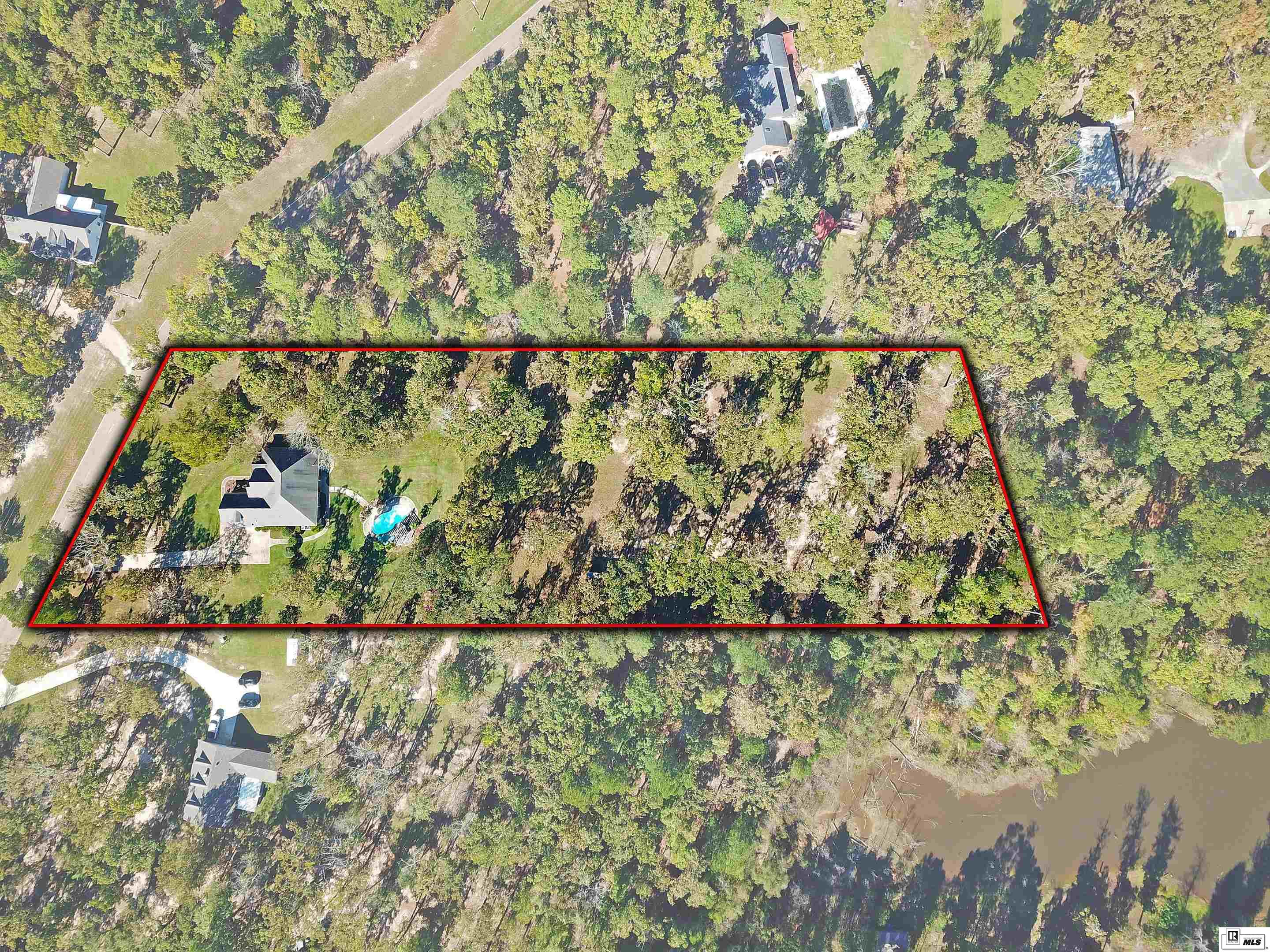 1110 Comanche Trail