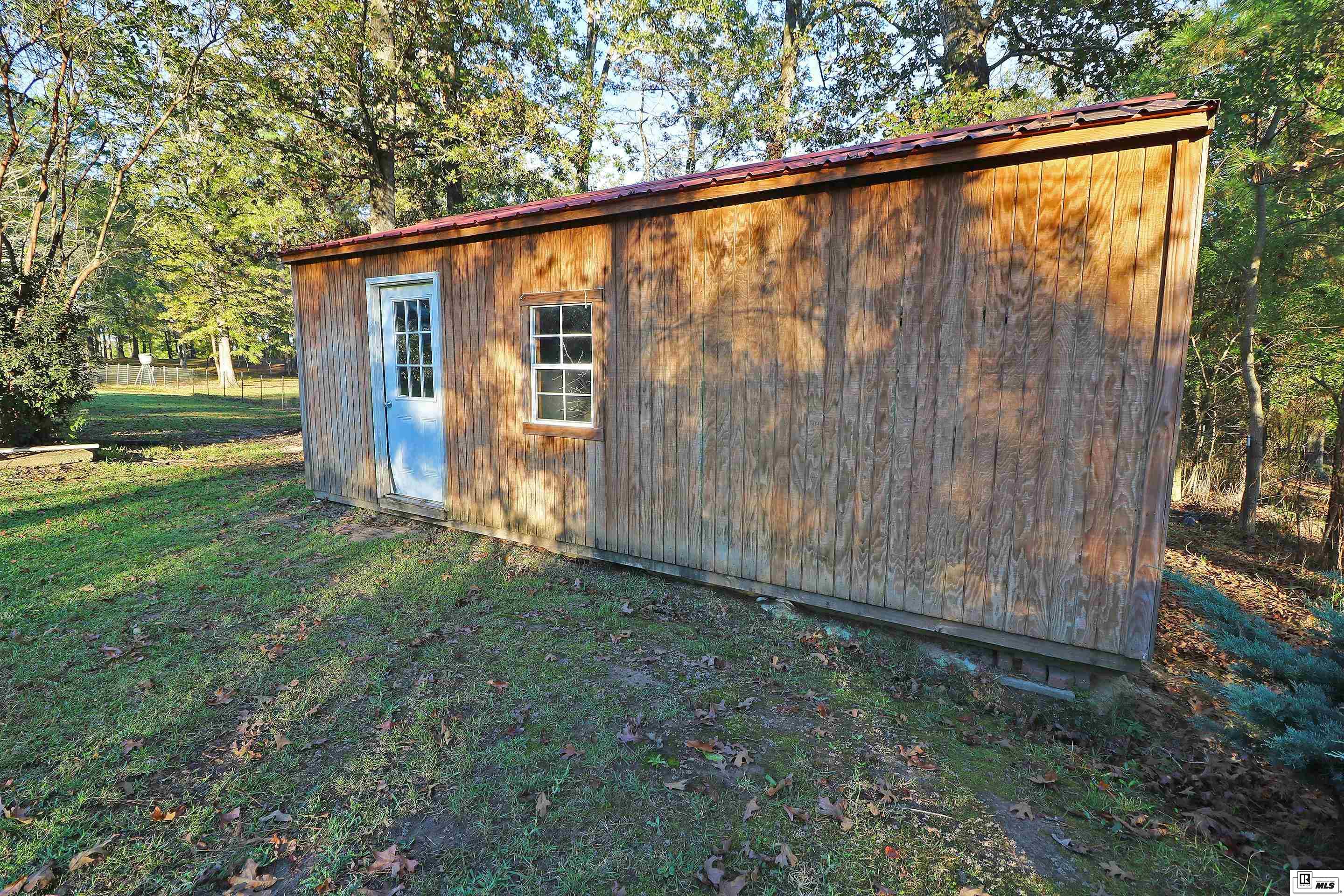 1110 Comanche Trail