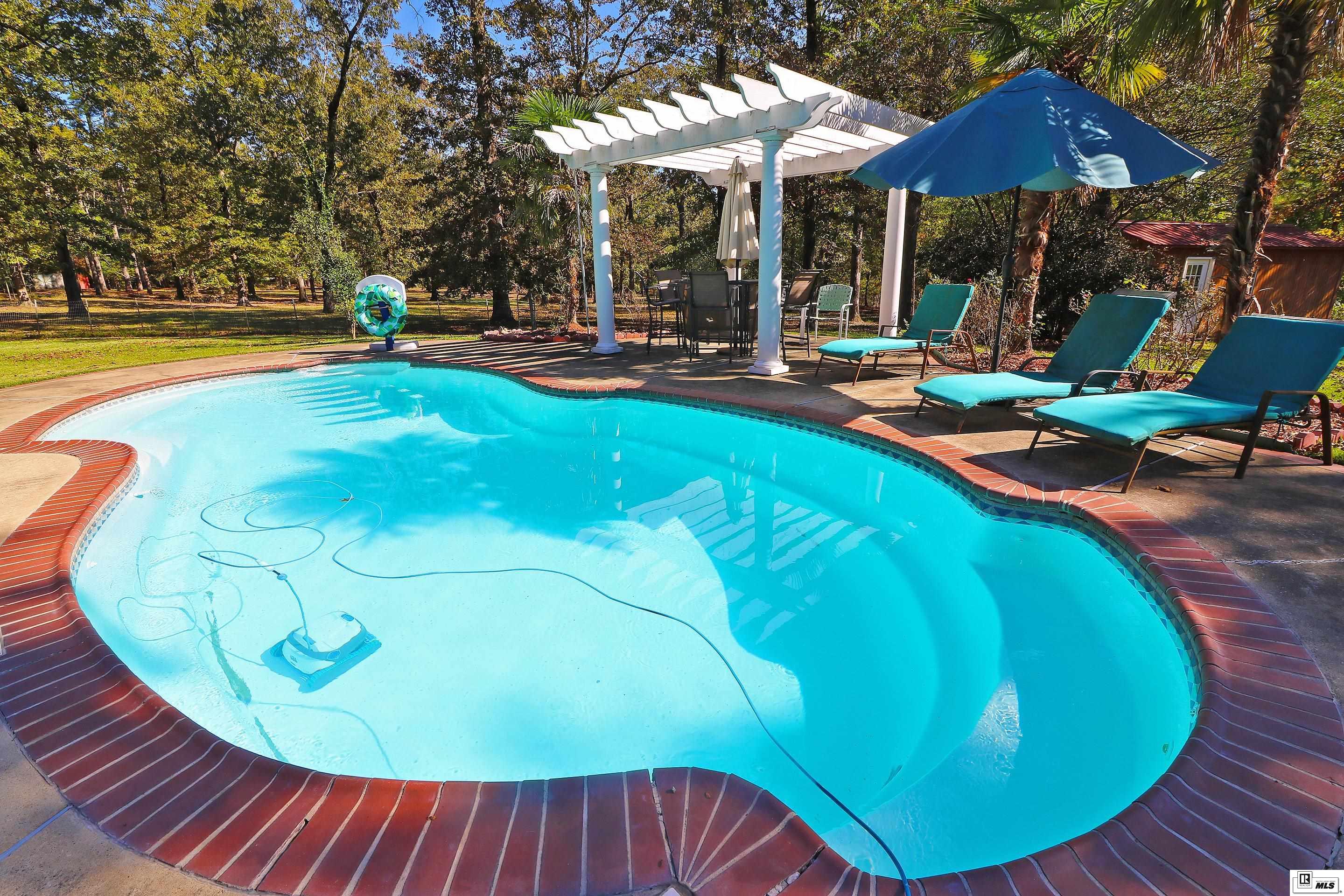 1110 Comanche Trail