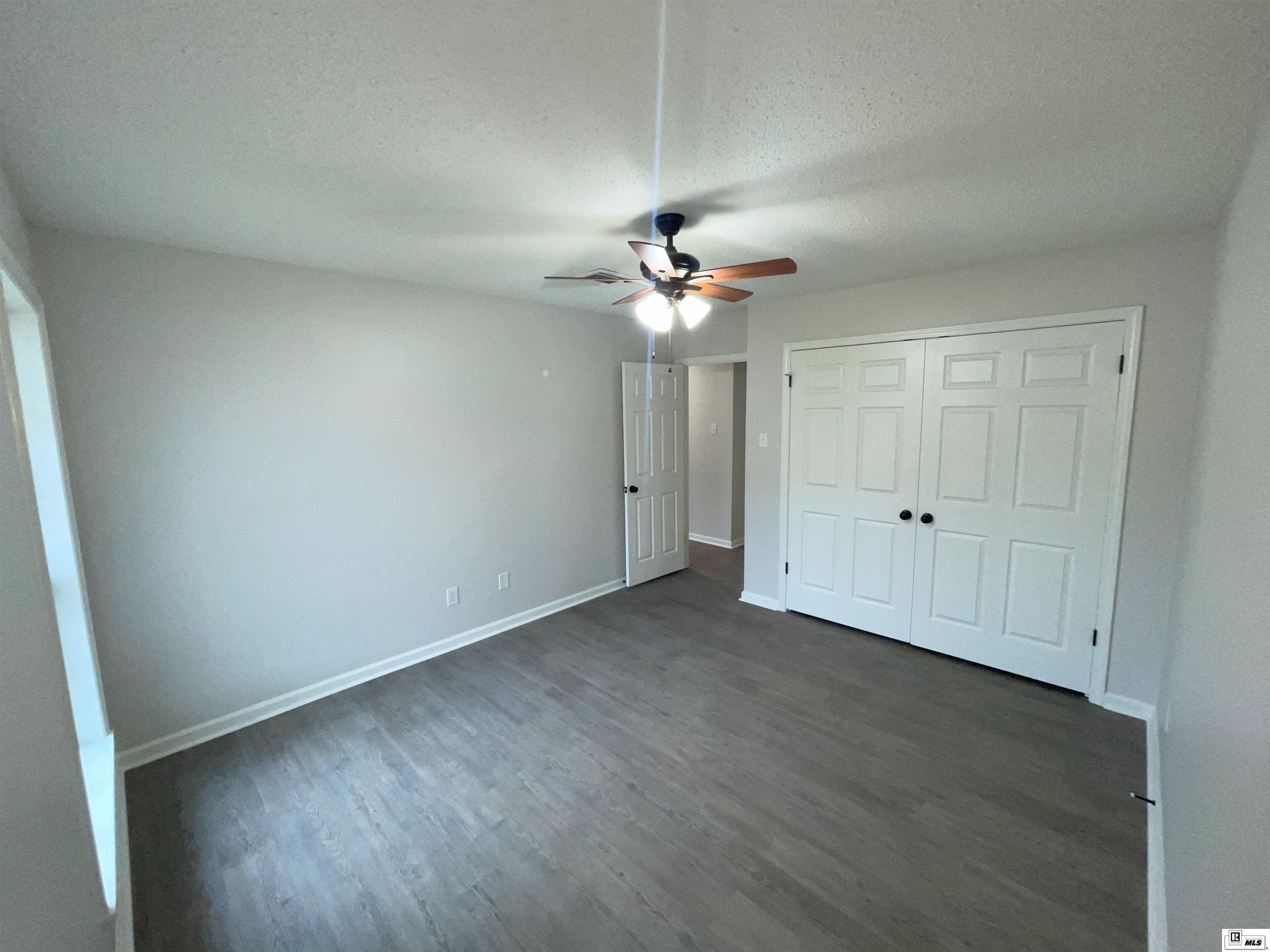 121 Clearwater Circle