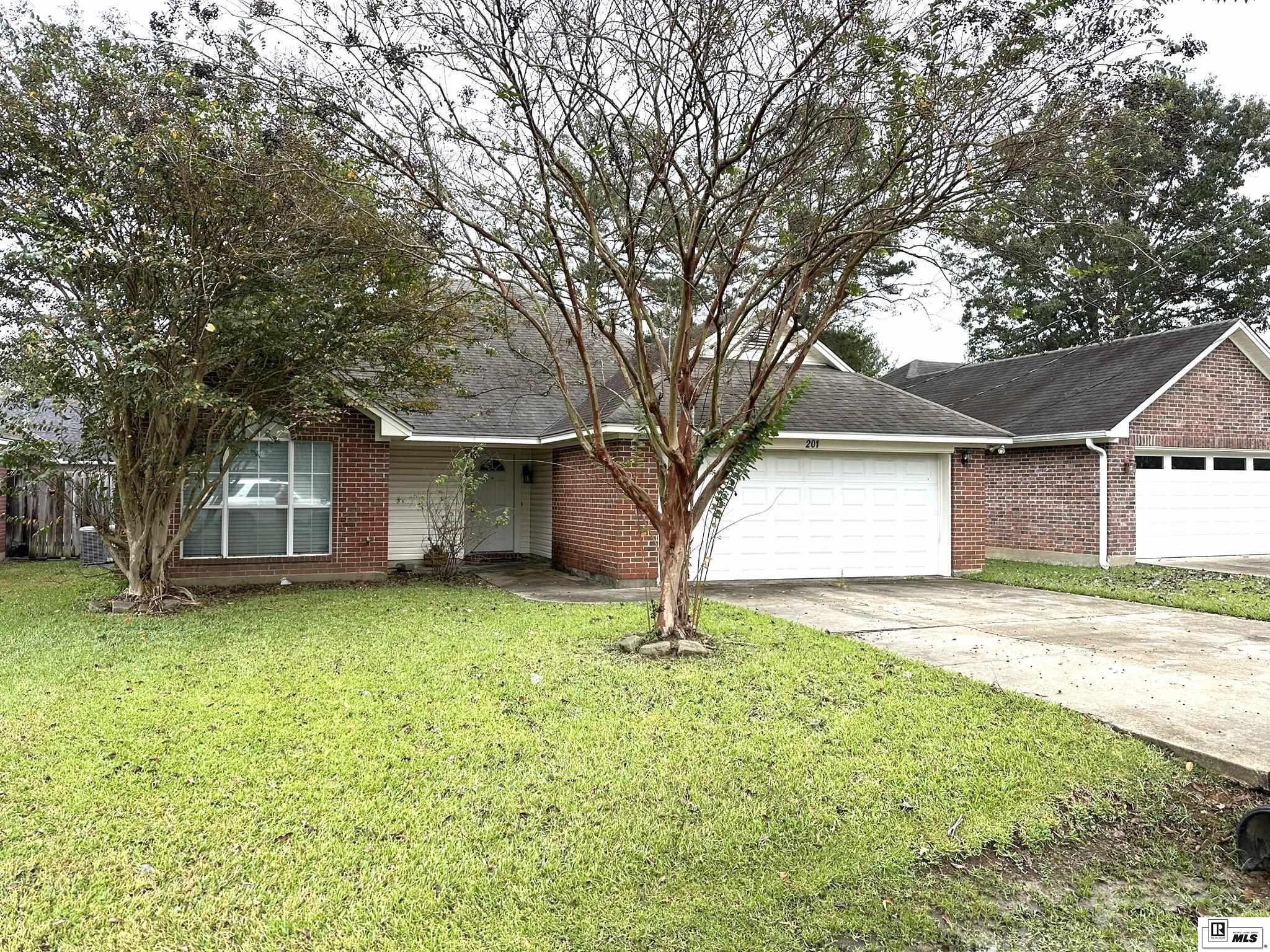 201 Arapaho Drive