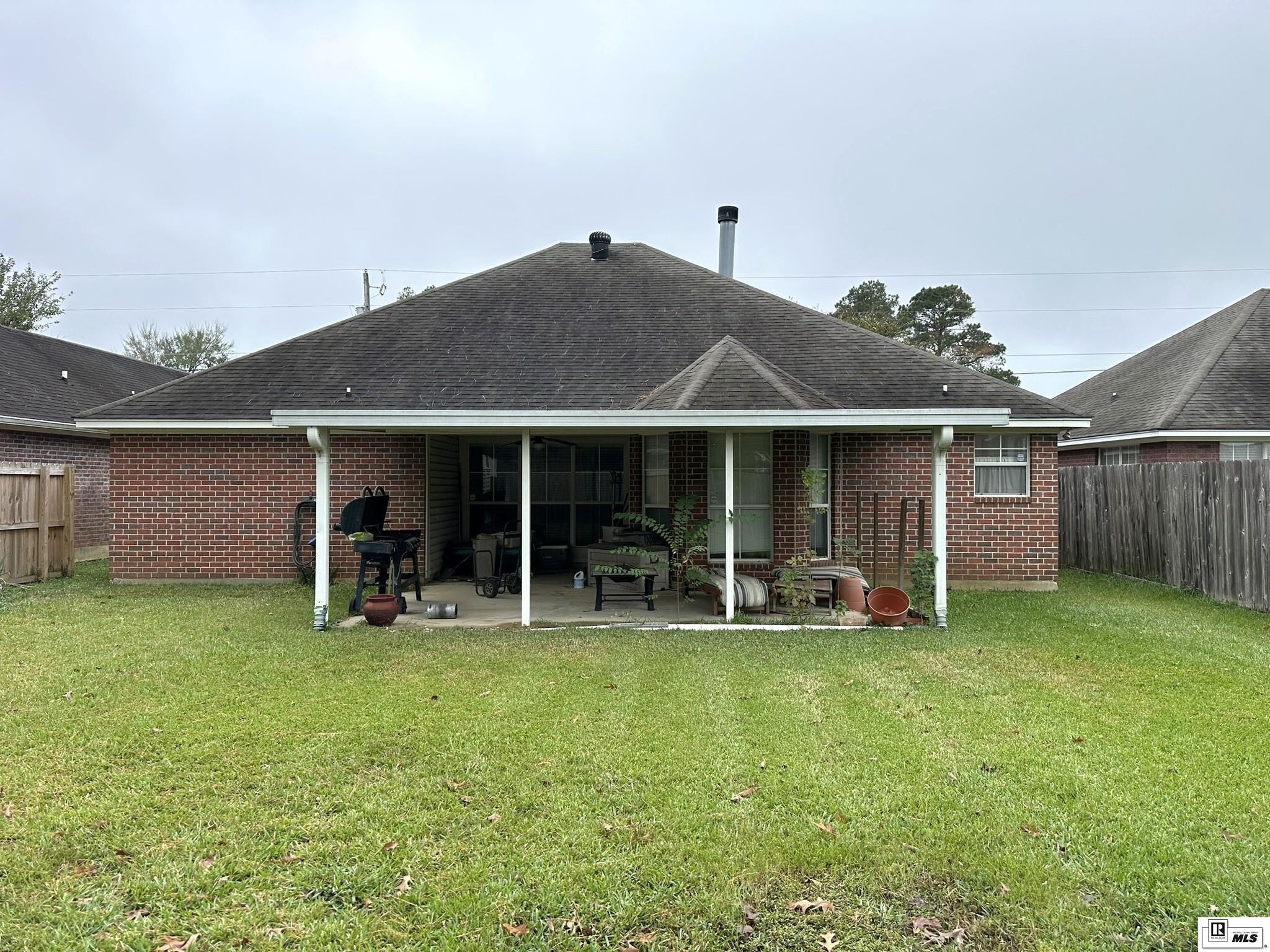 201 Arapaho Drive