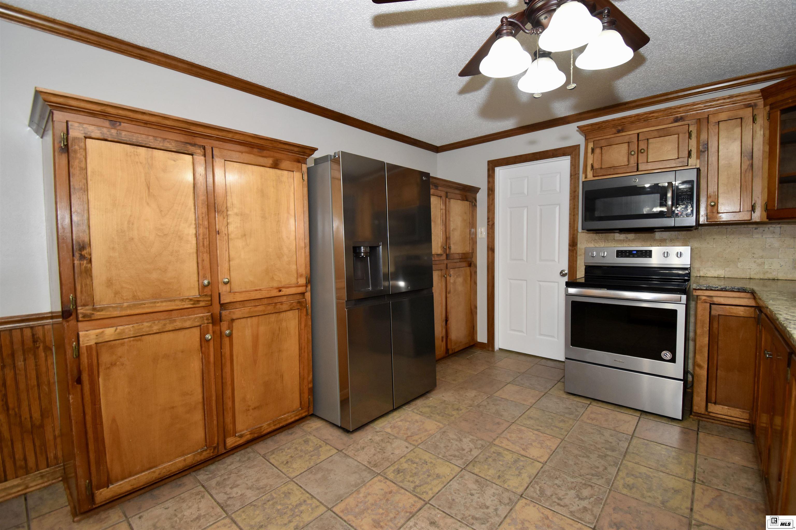 257 Roach Road