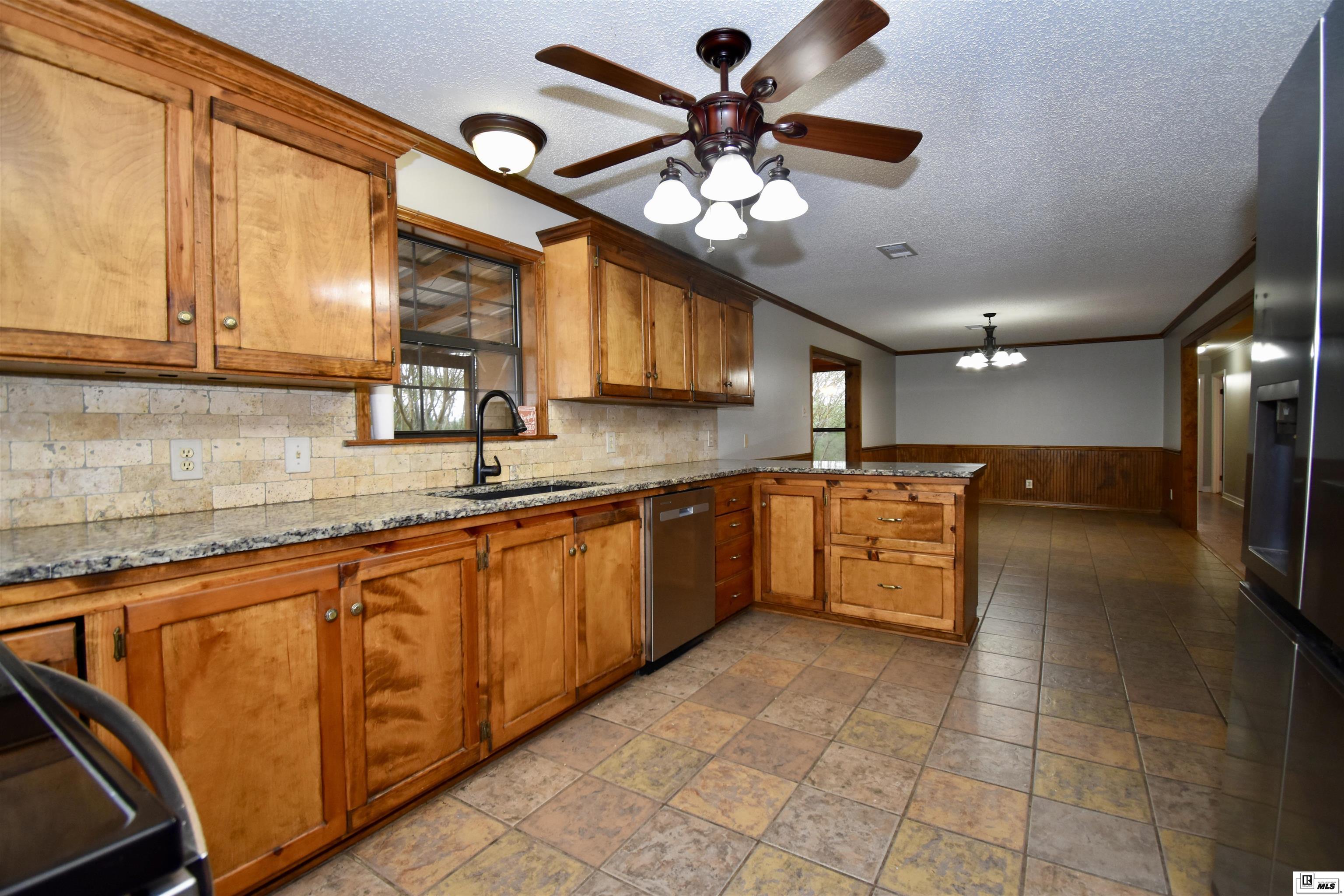 257 Roach Road