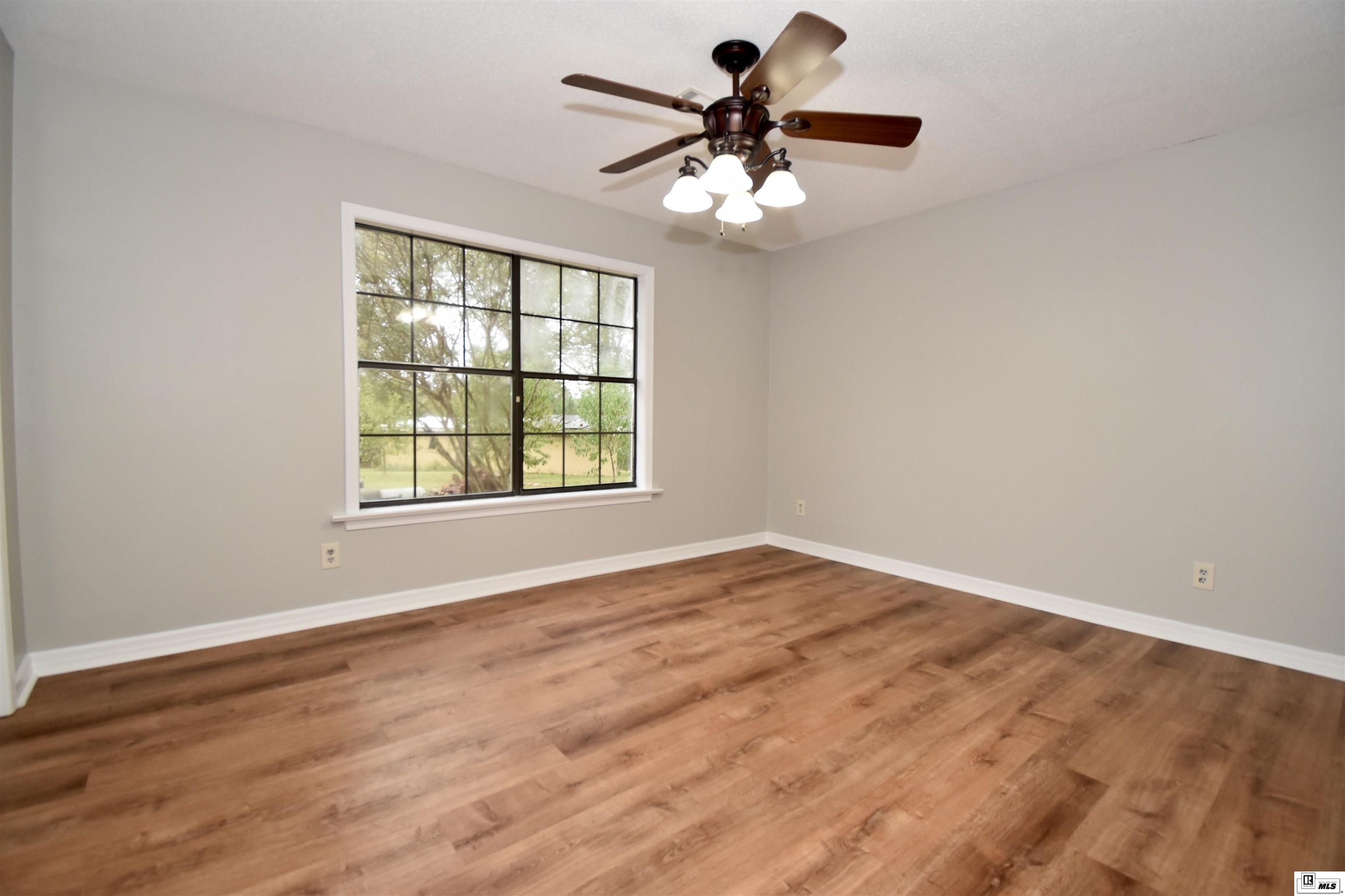 257 Roach Road