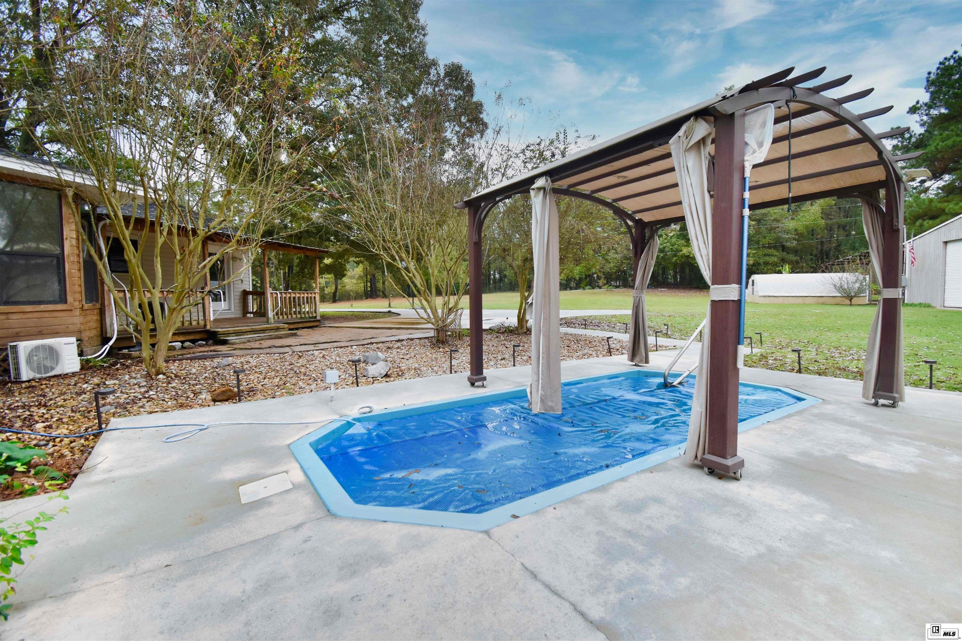 257 Roach Road