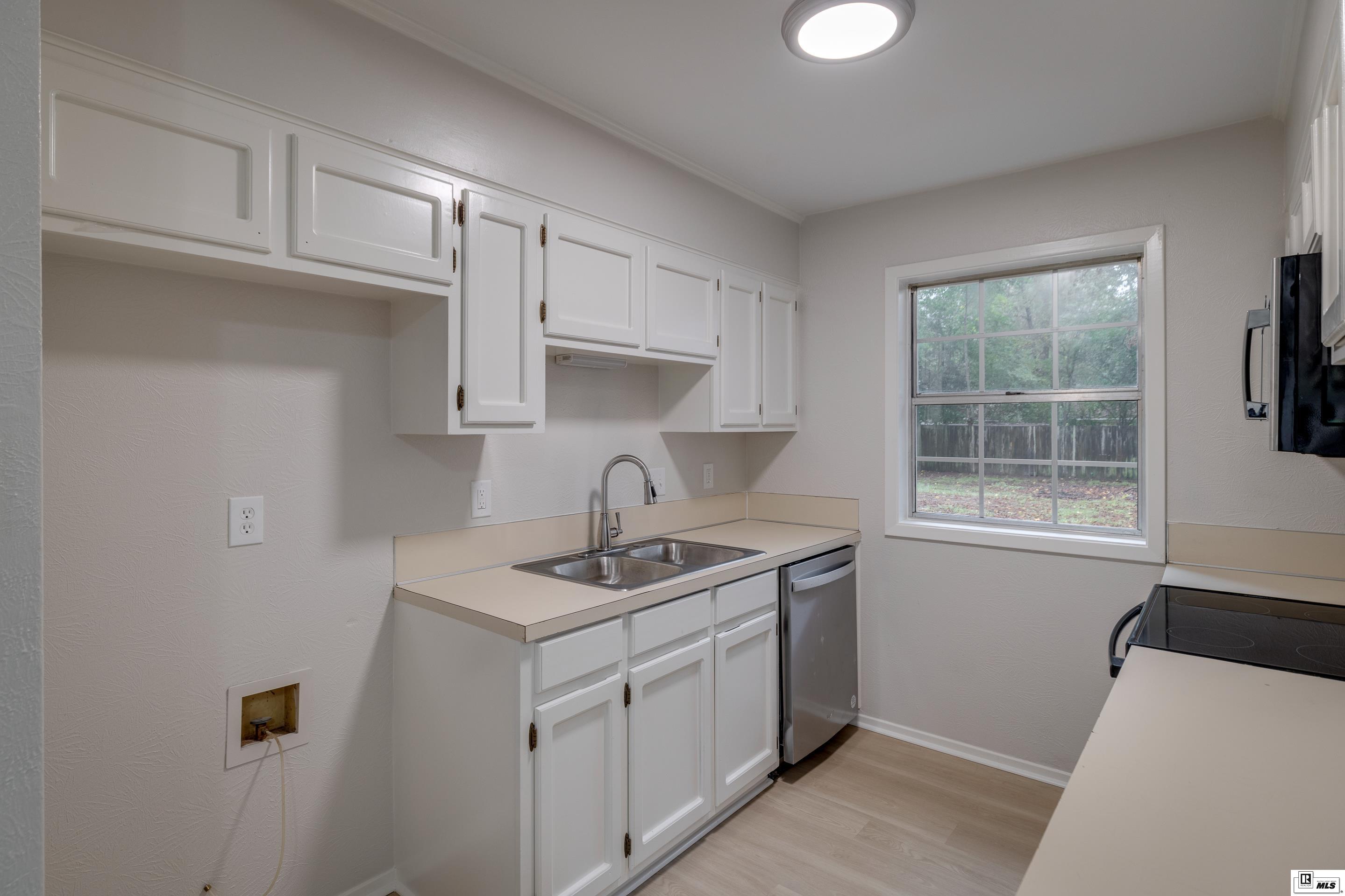 305 Cedarbrook Drive