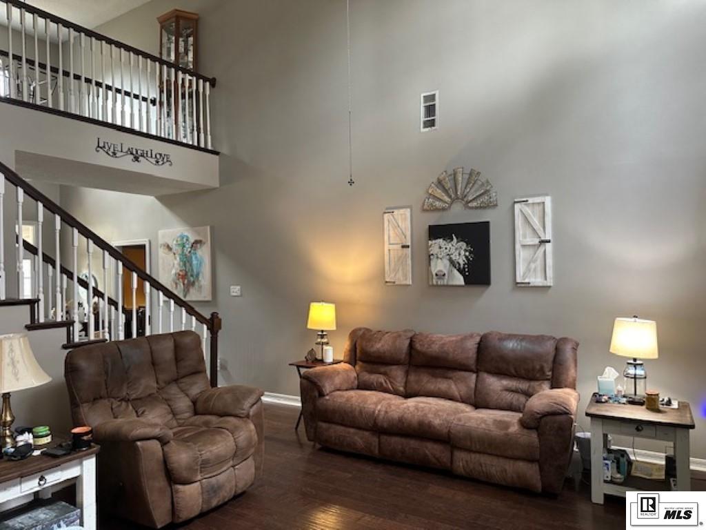 207 Deer Creek Lane