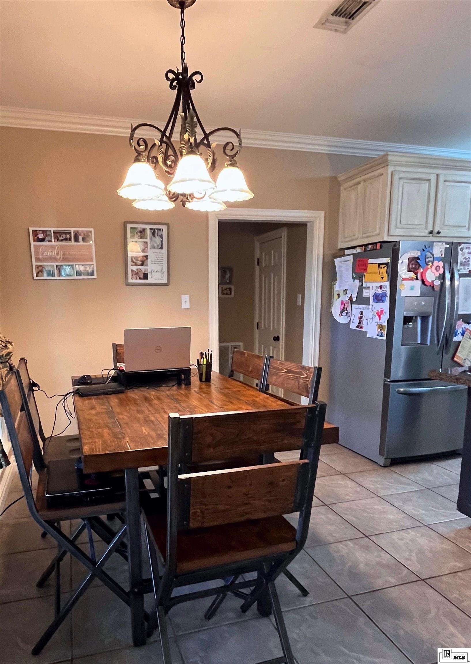 240 Creeks Edge Circle