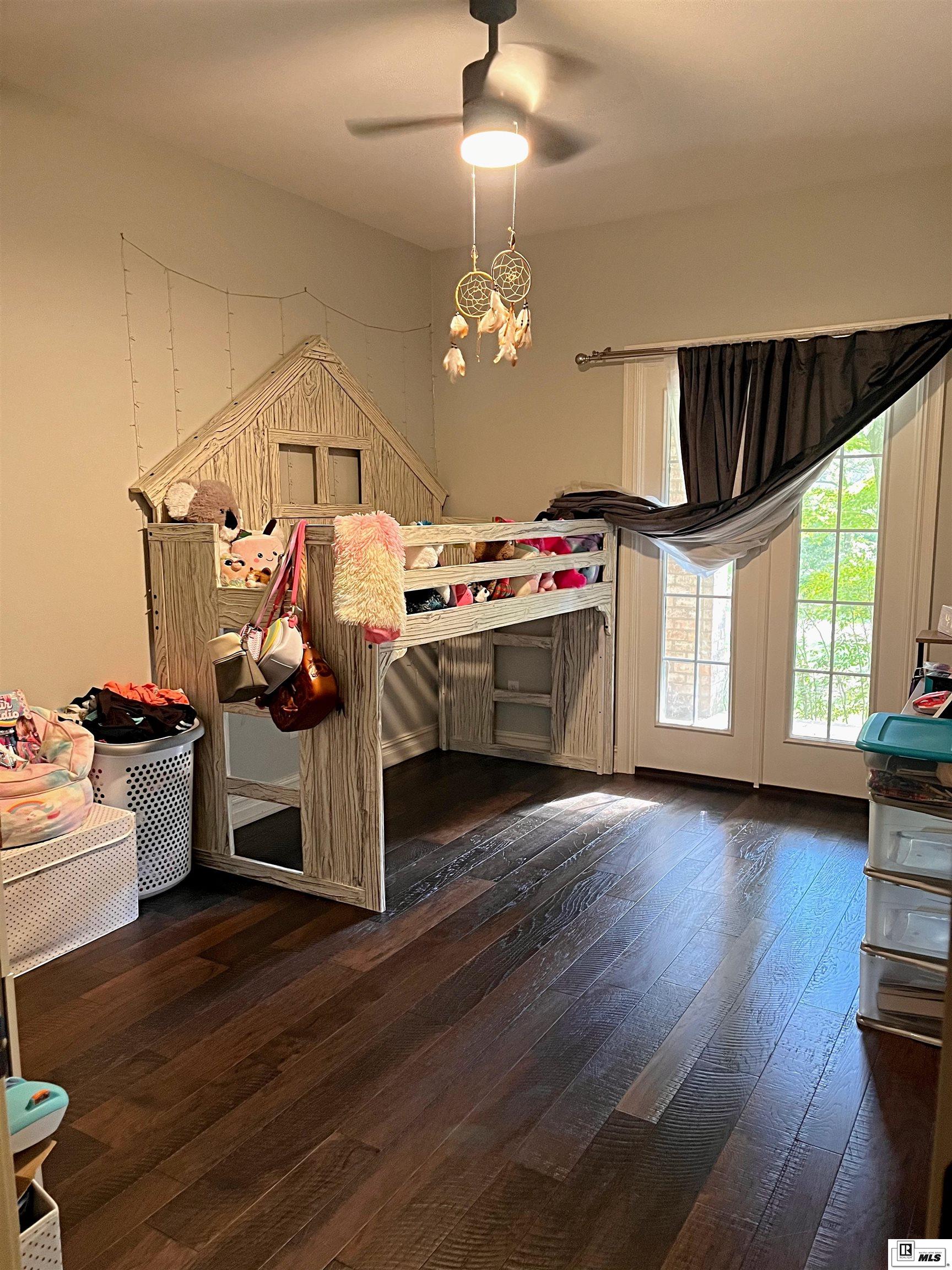 240 Creeks Edge Circle