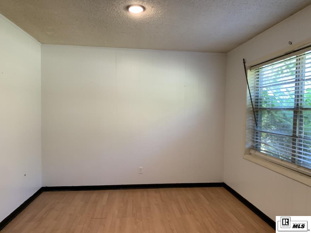 1734 Highway 579