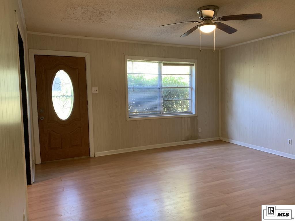 1734 Highway 579