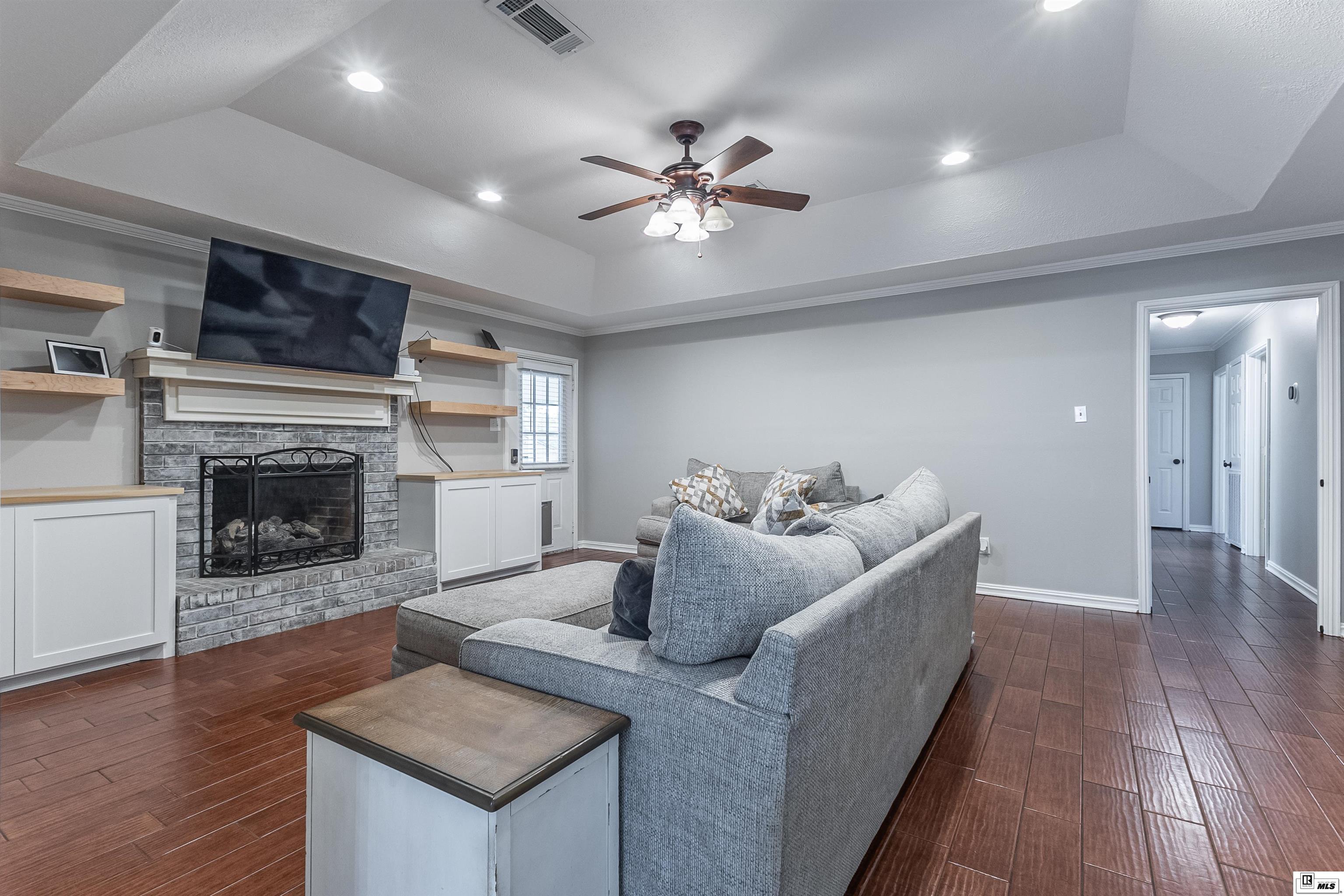 101 Elmsley Drive