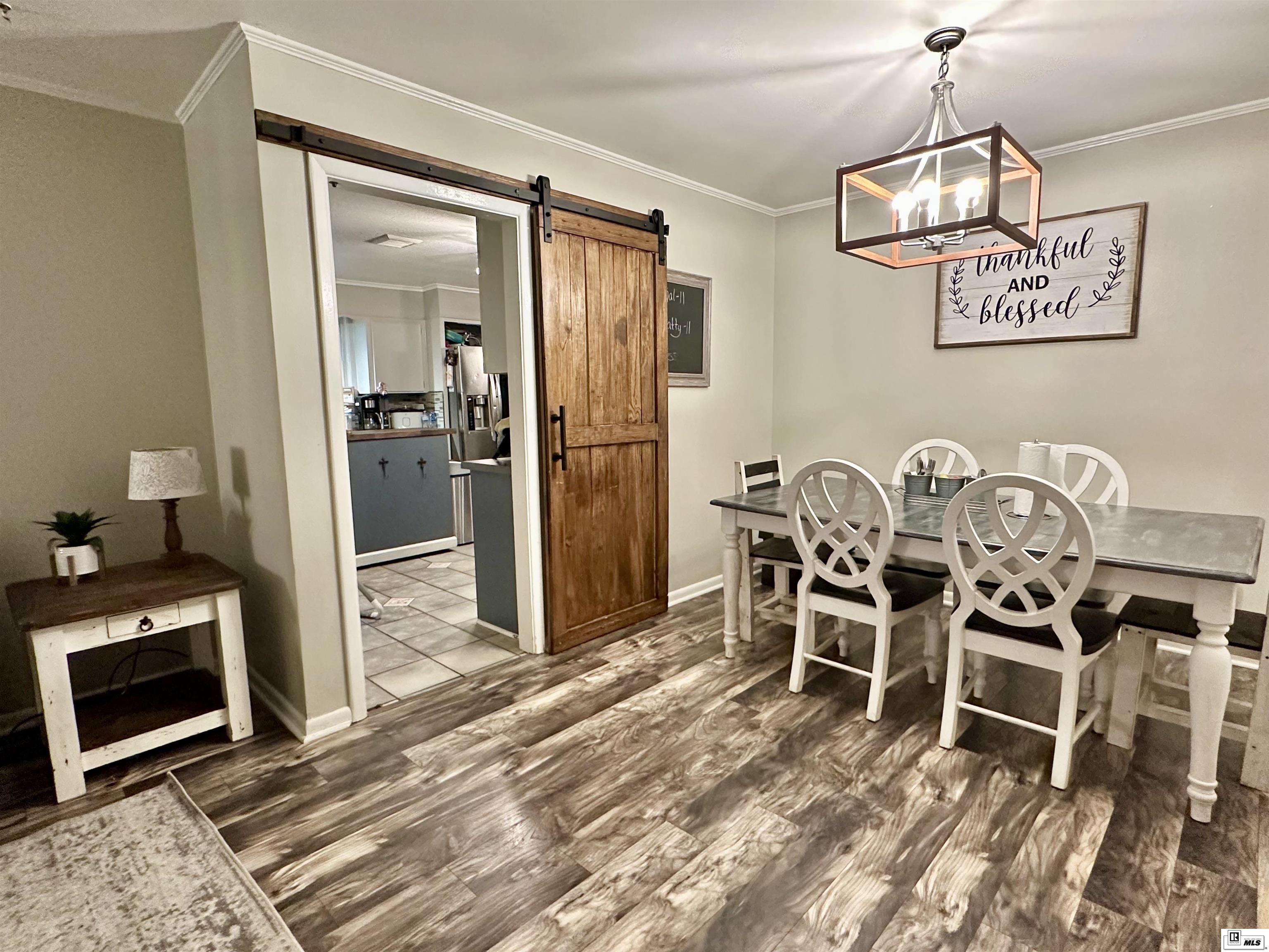 716 Lakeshore Drive