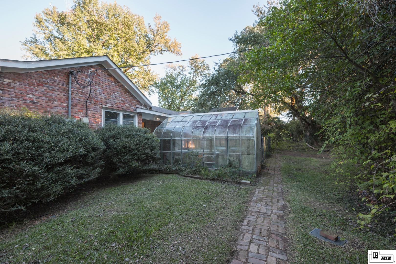 268 Bayou Bank Road