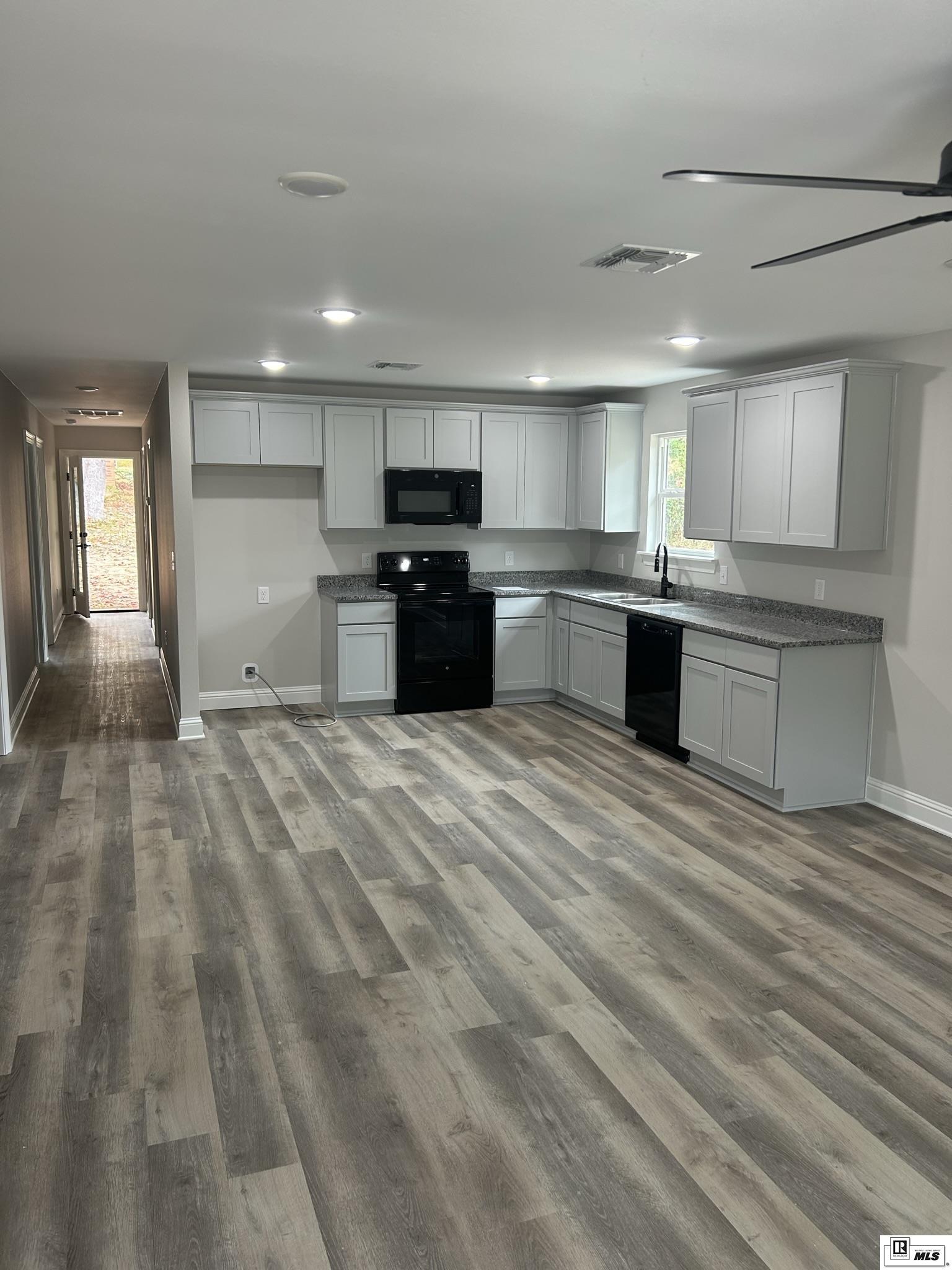 601 Nichols Place