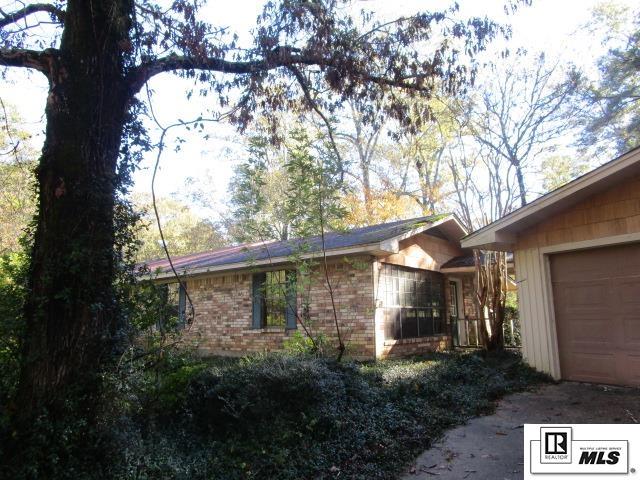 124 Roundhouse Road