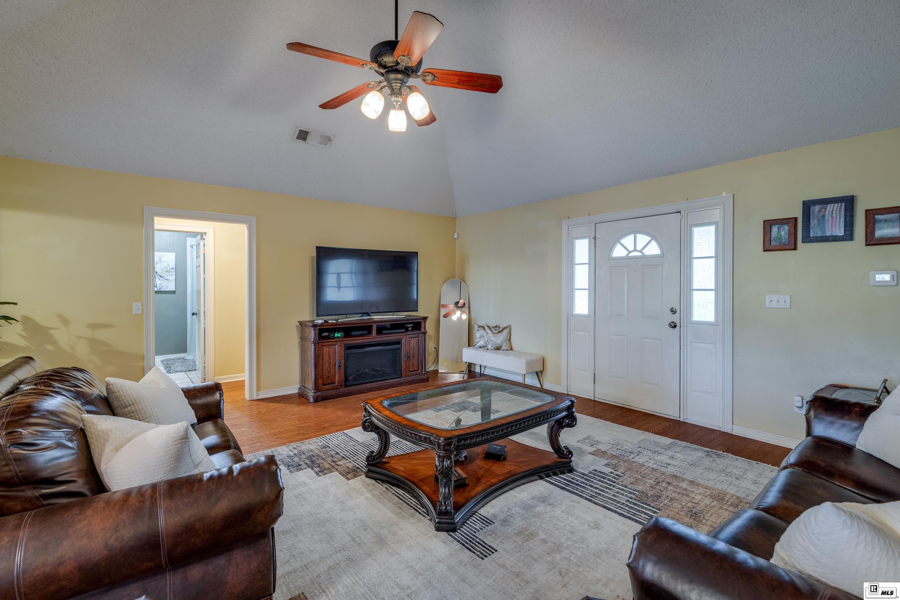 2115 Bonner Ferry Road