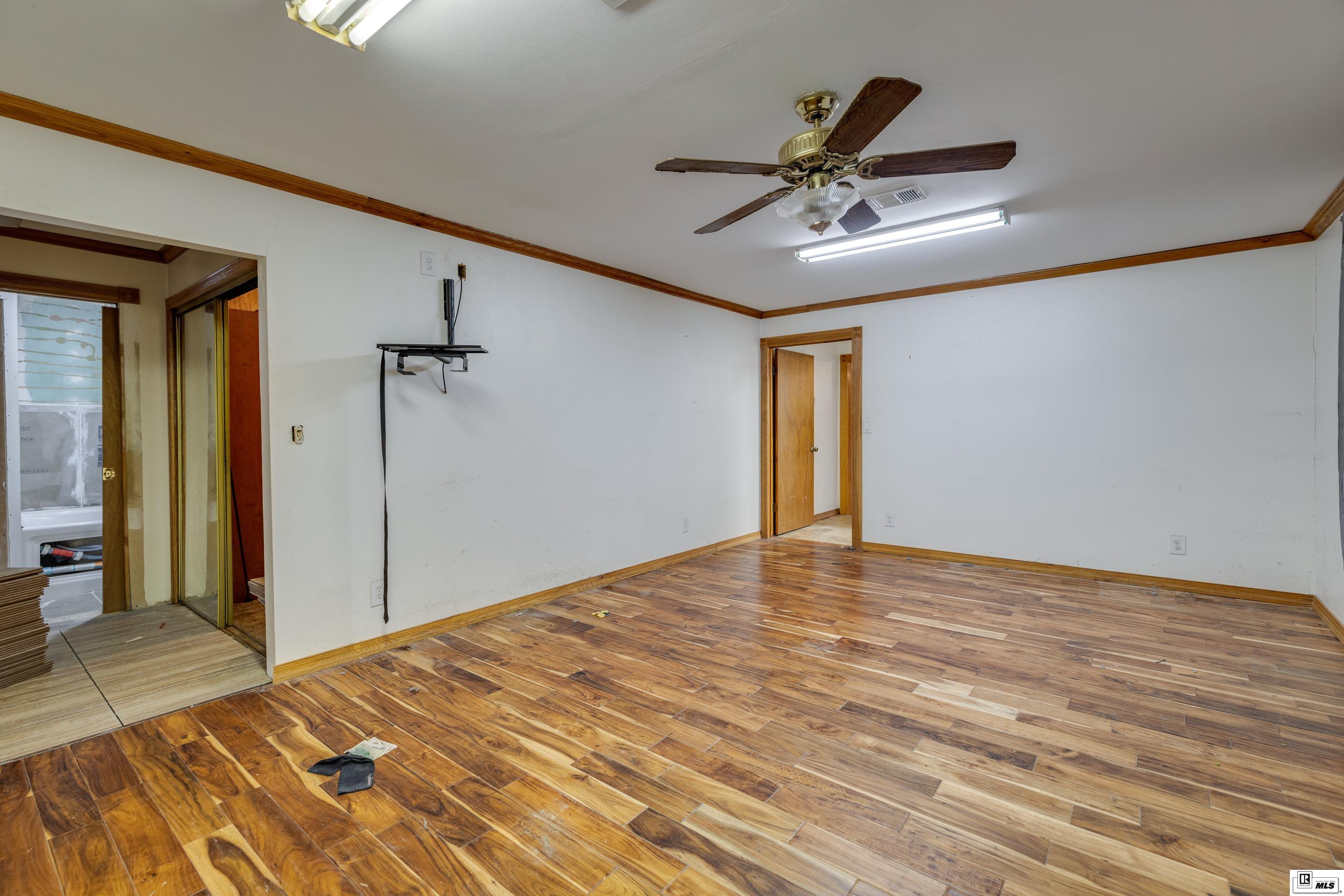 122 Scott Lane