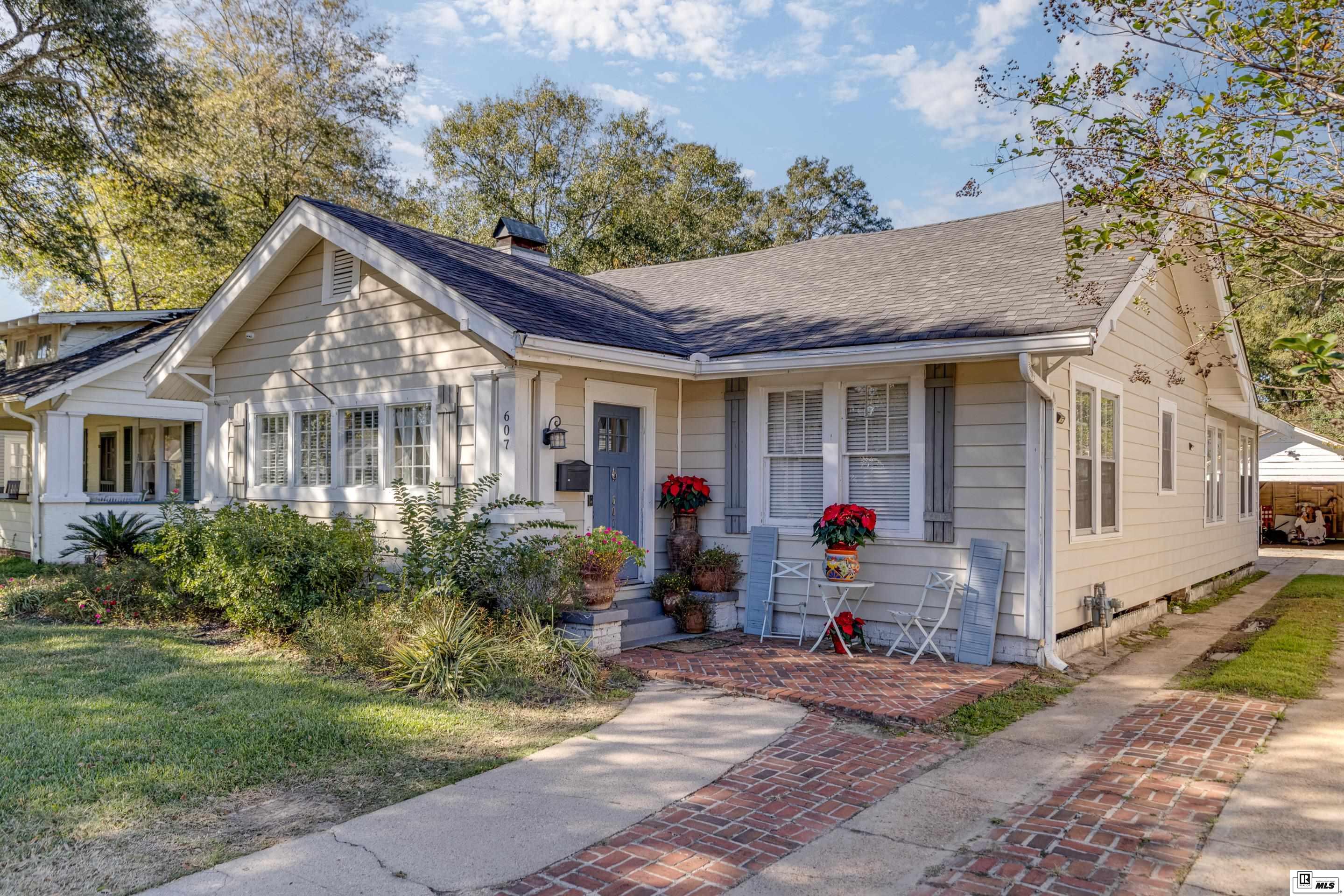 607 Roselawn Avenue