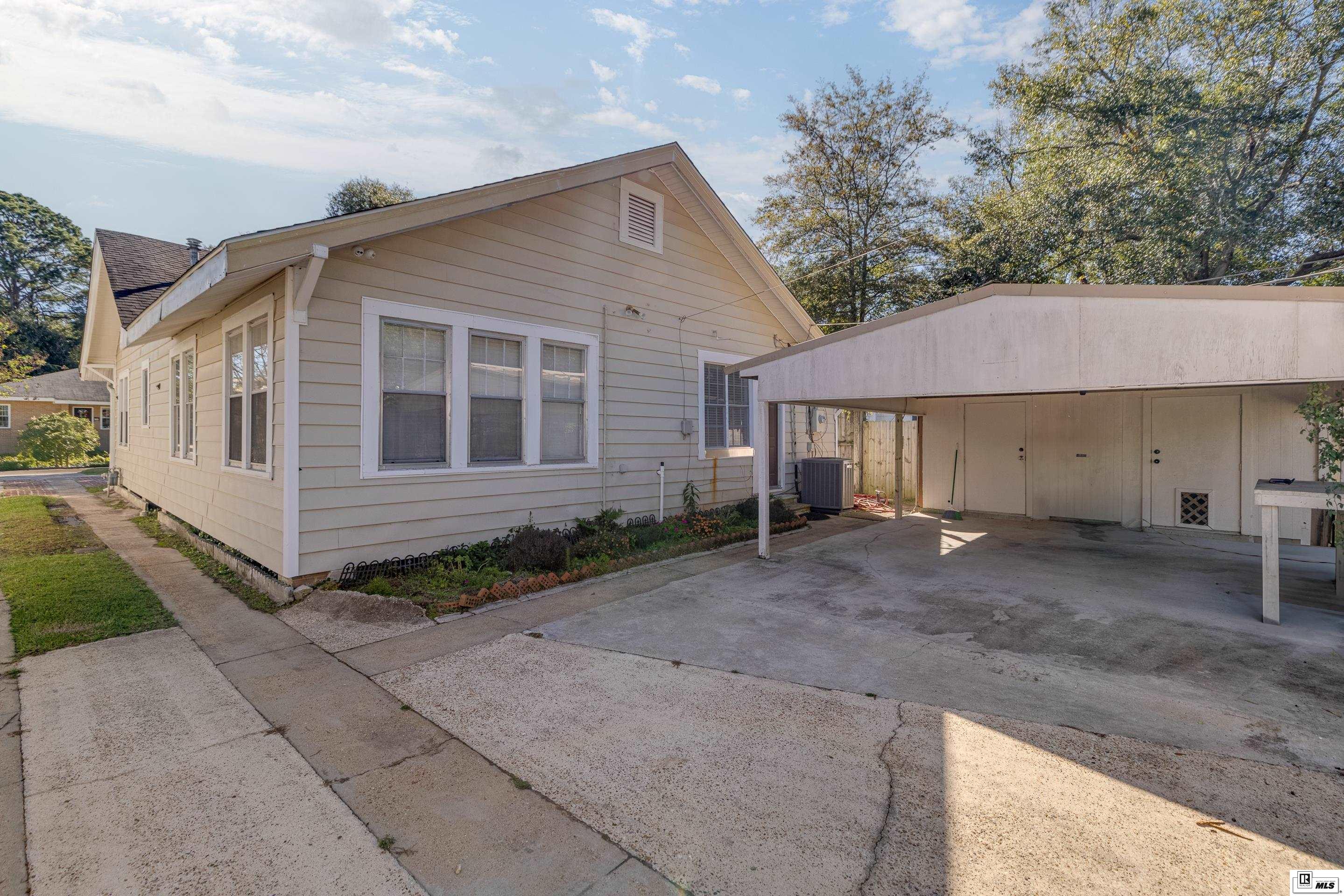 607 Roselawn Avenue