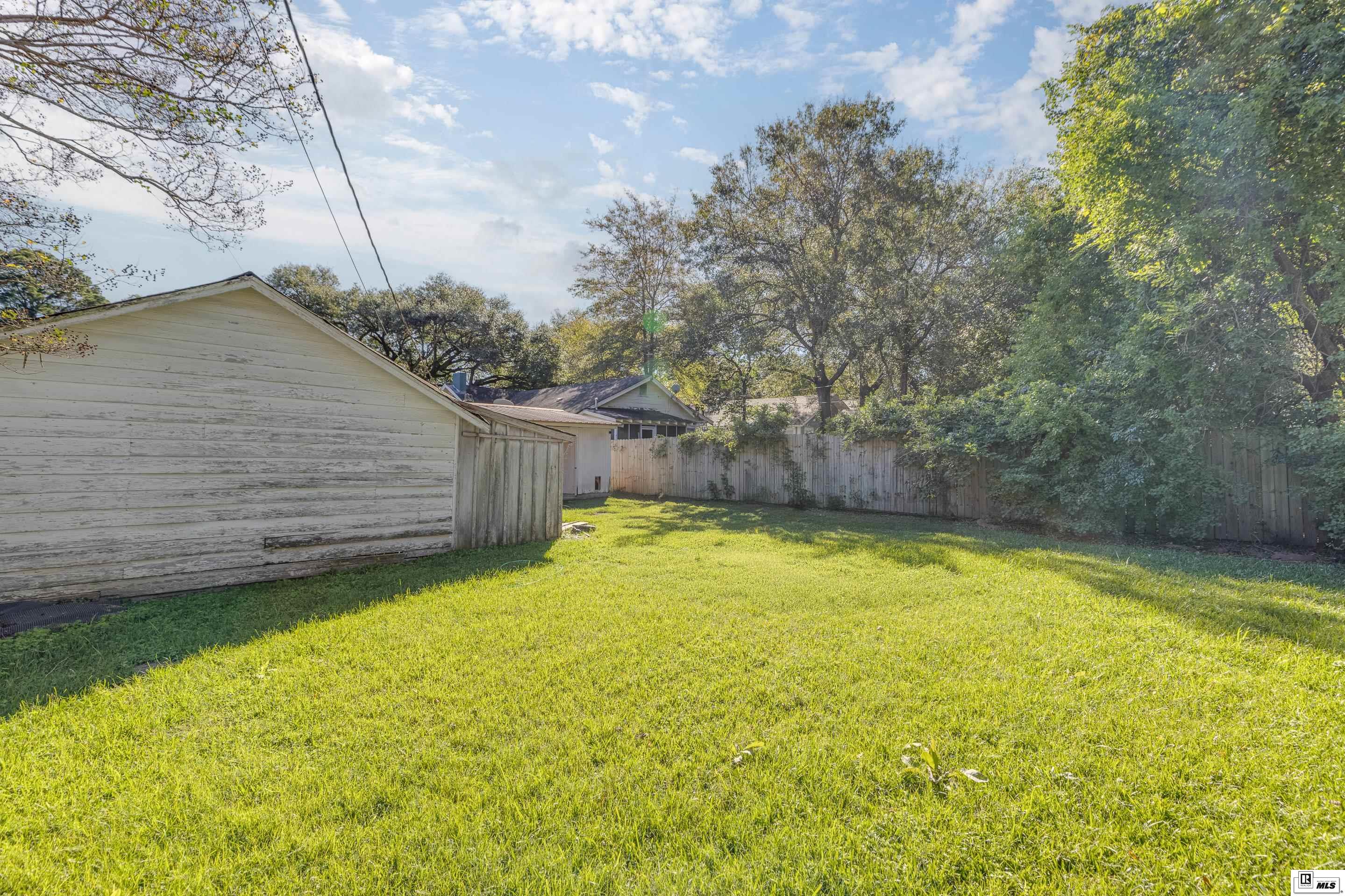607 Roselawn Avenue