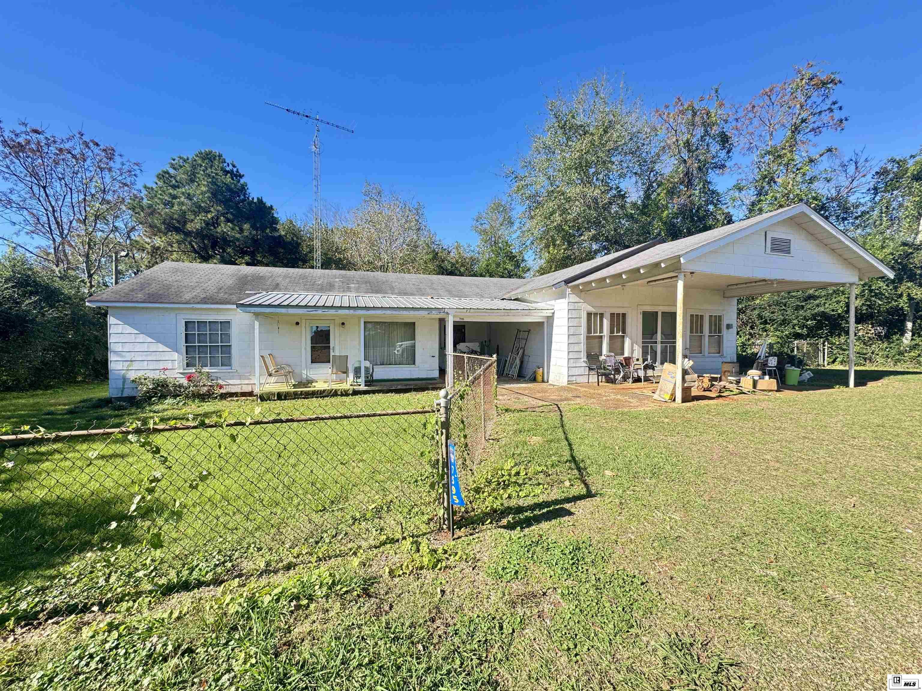 7595 Quitman Highway