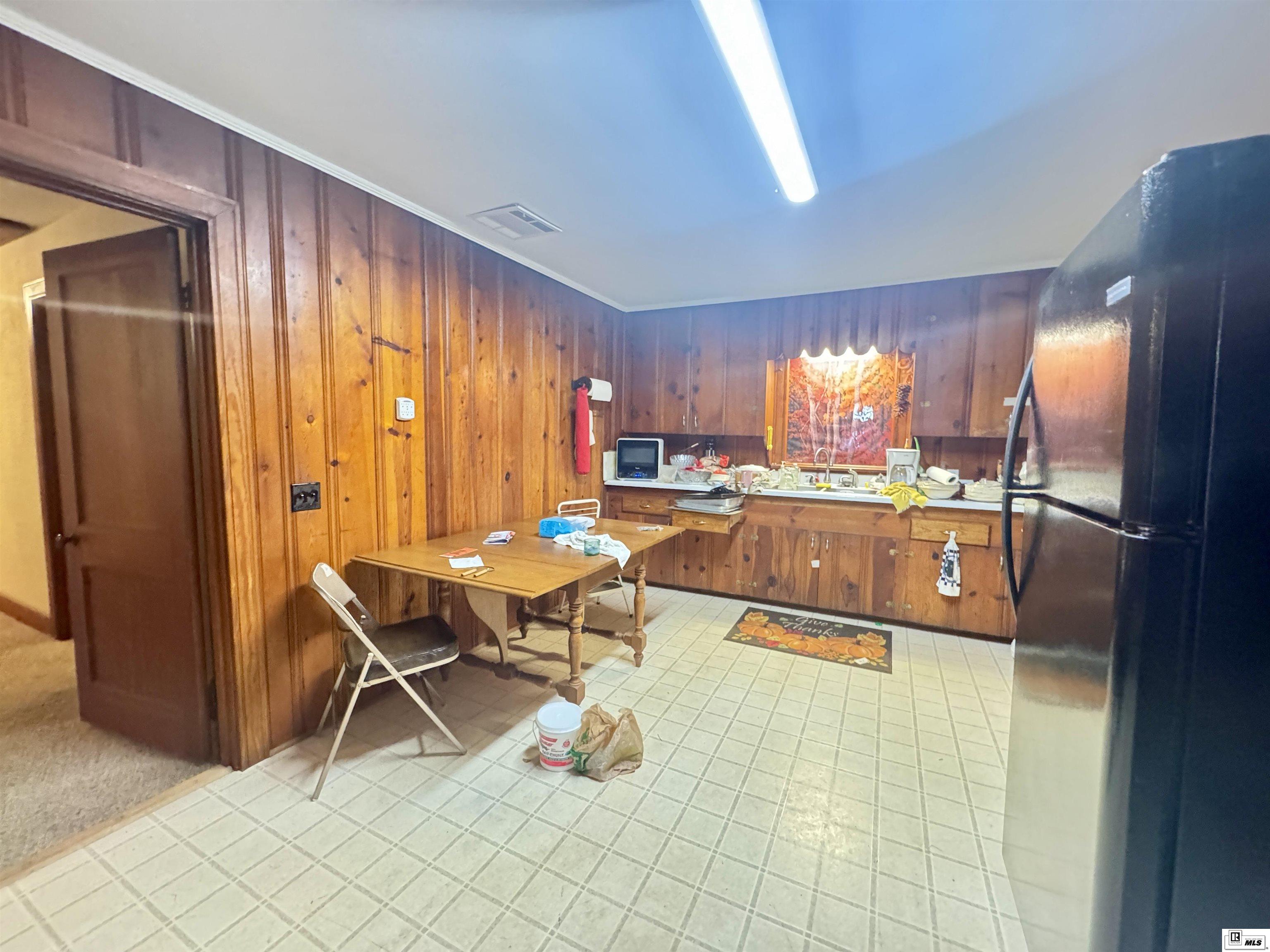 7595 Quitman Highway