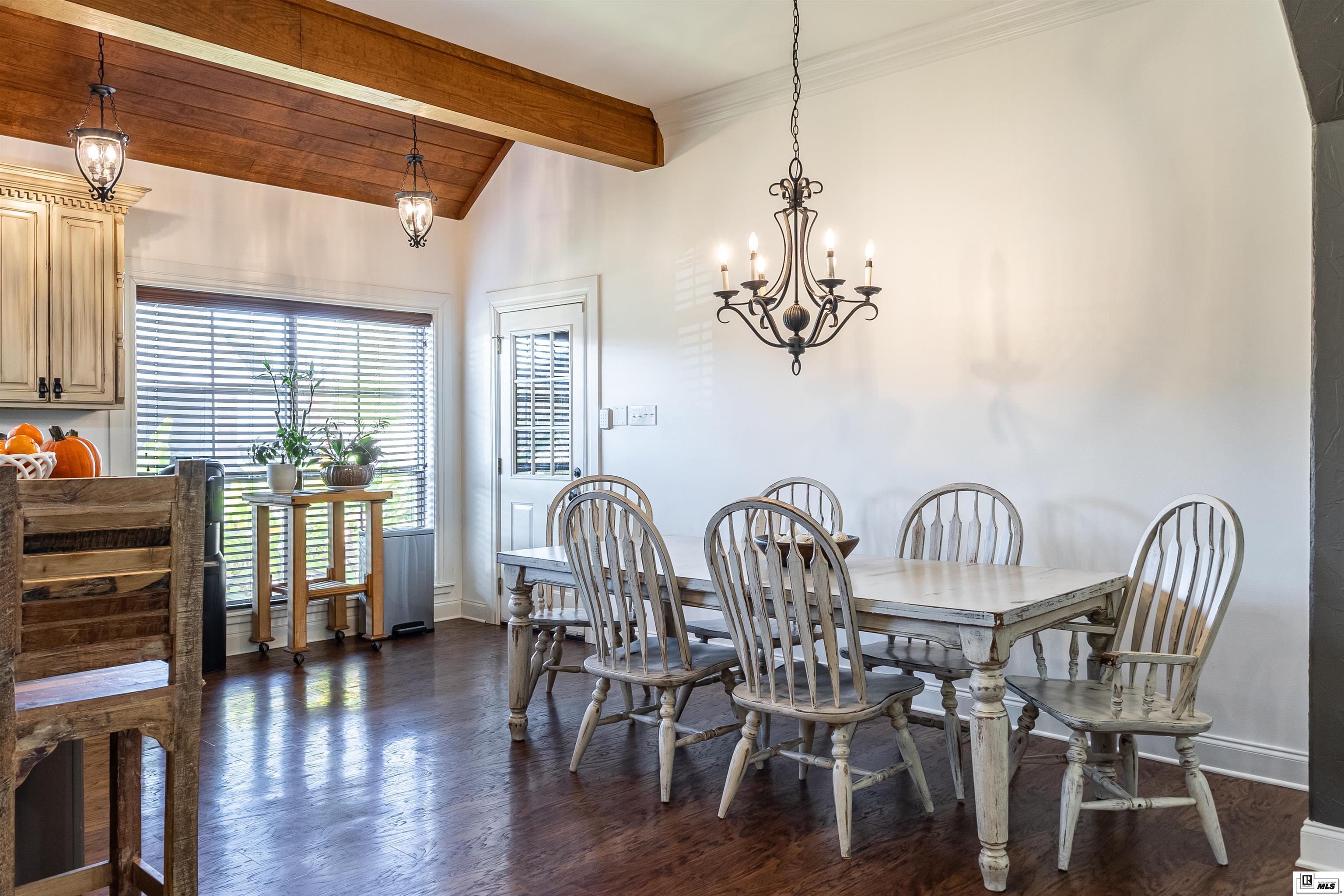 422 East Frenchman's Bend Road