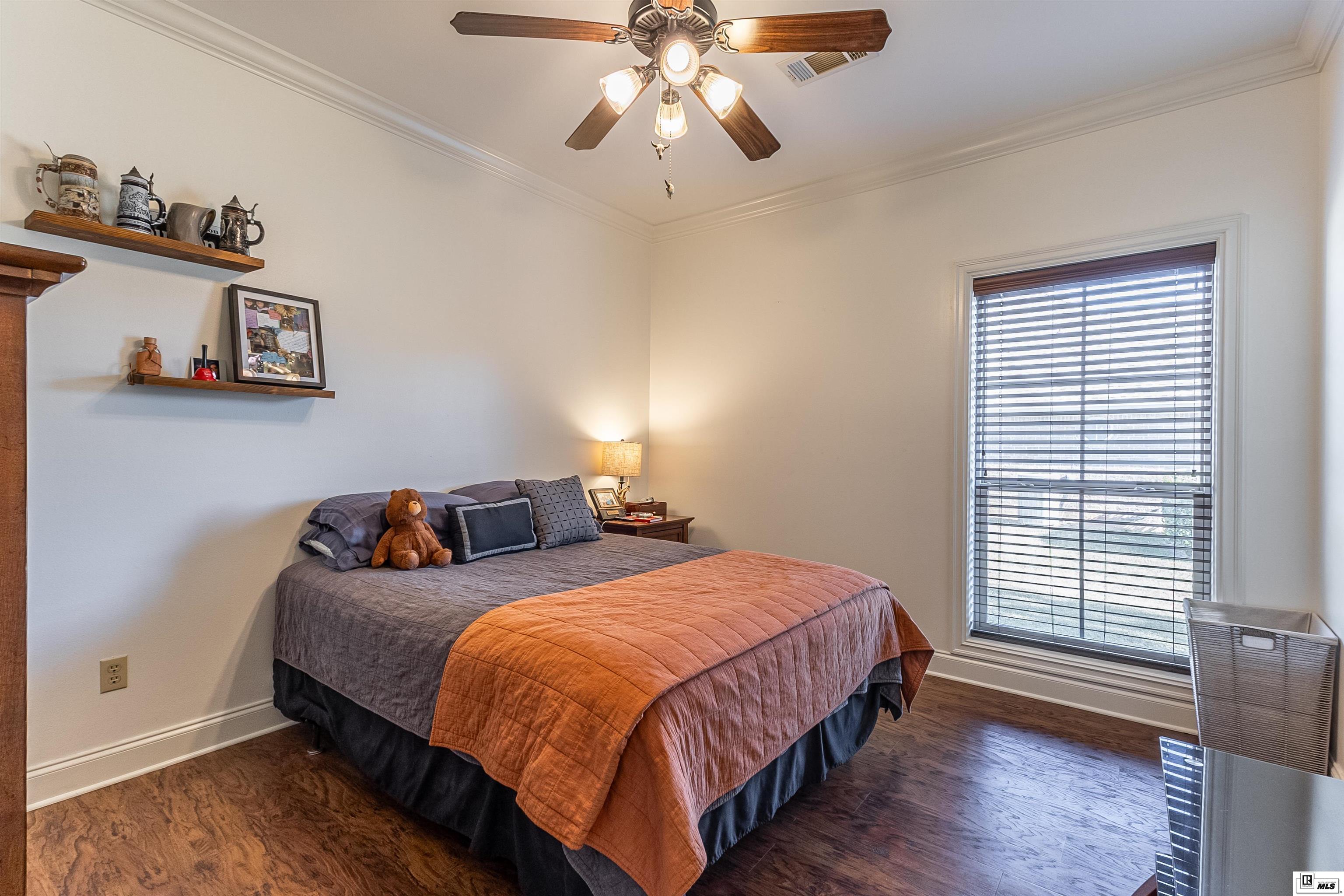 422 East Frenchman's Bend Road