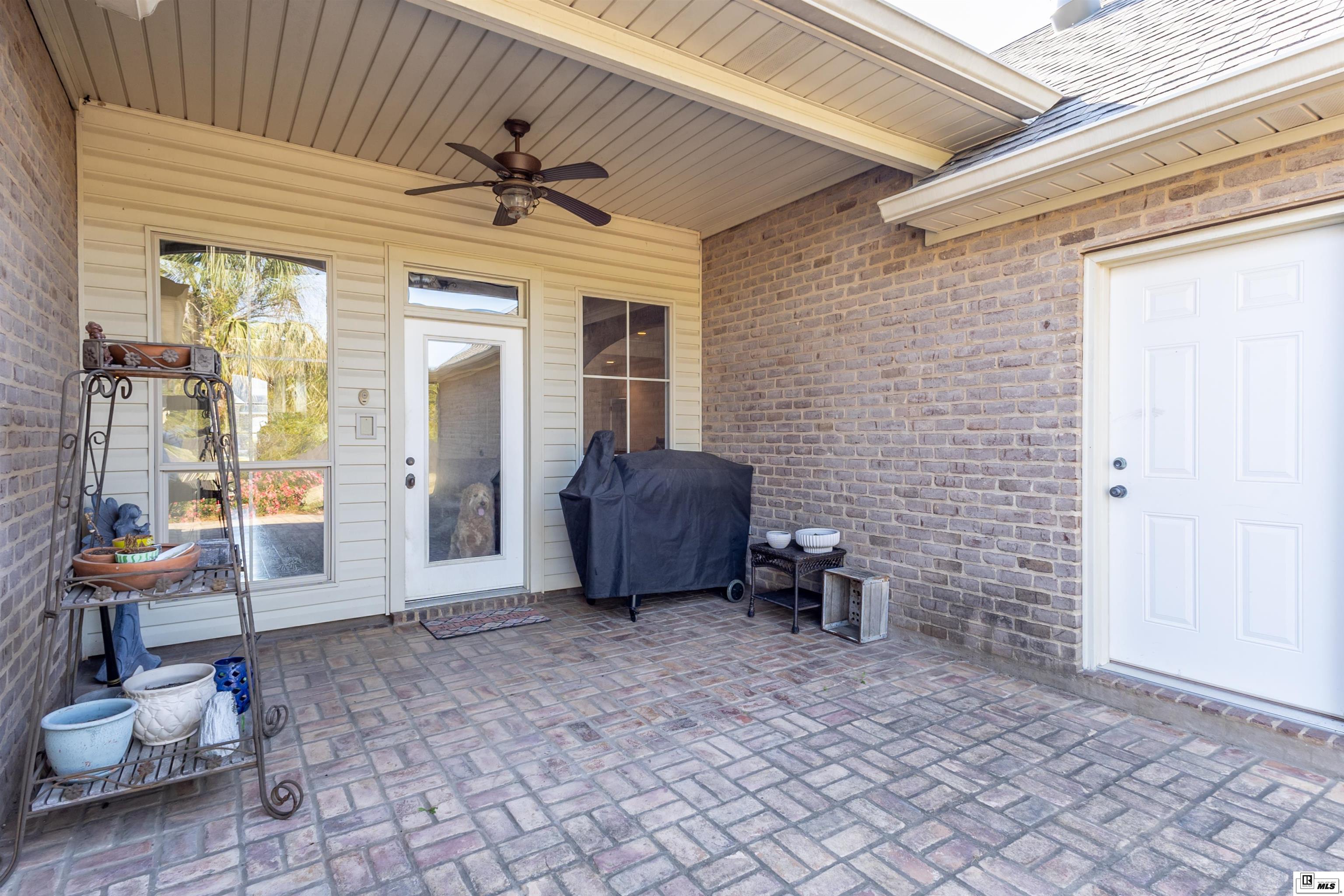 422 East Frenchman's Bend Road