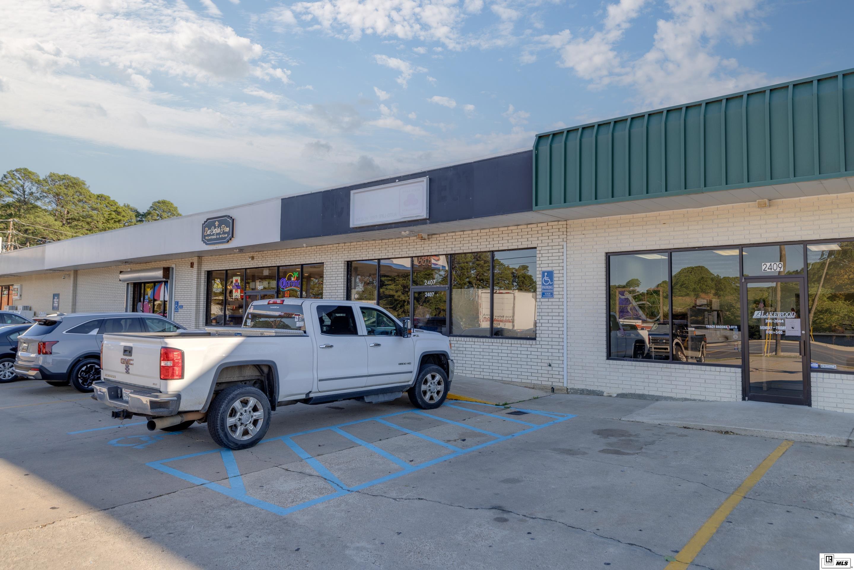 2407 Arkansas Road
