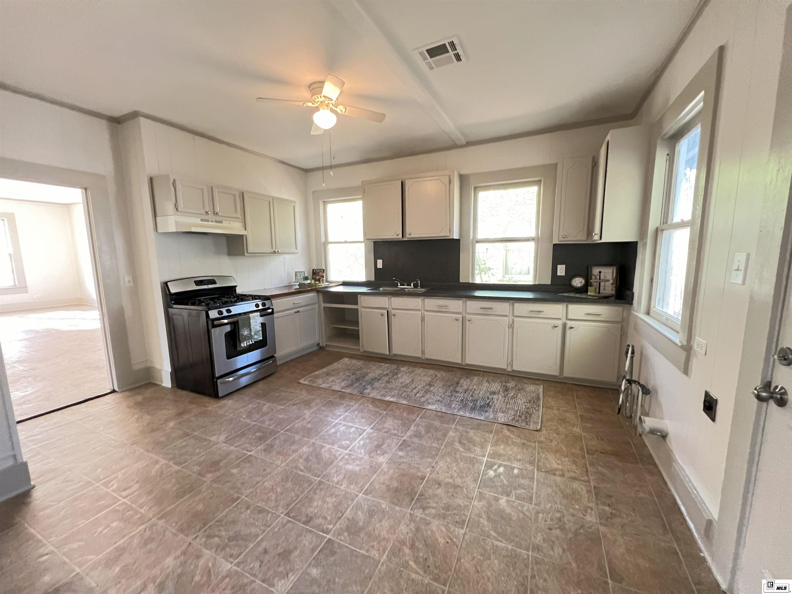 210 6th  Street