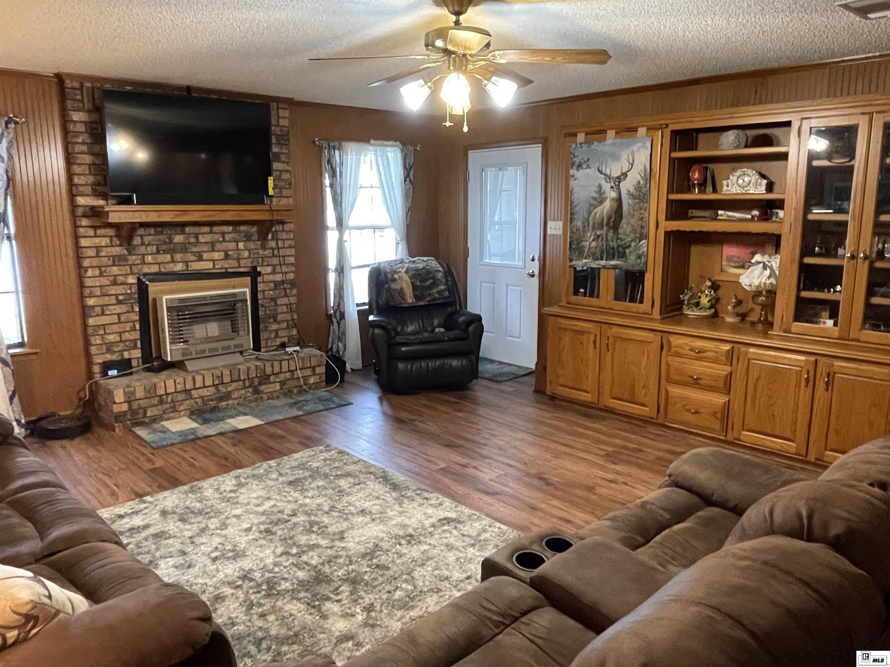 1022 Featherston Road