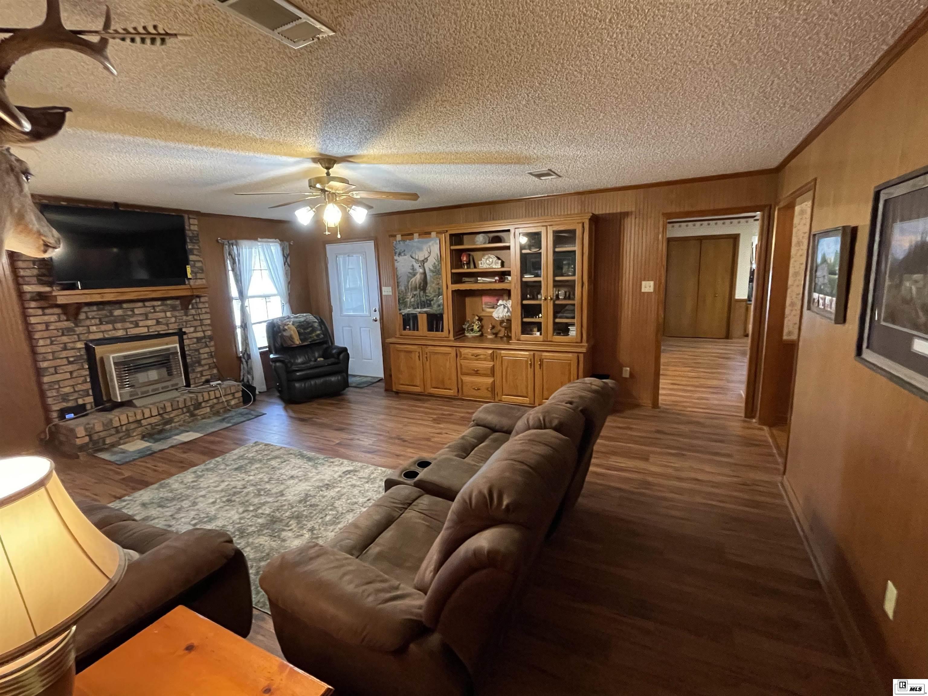 1022 Featherston Road
