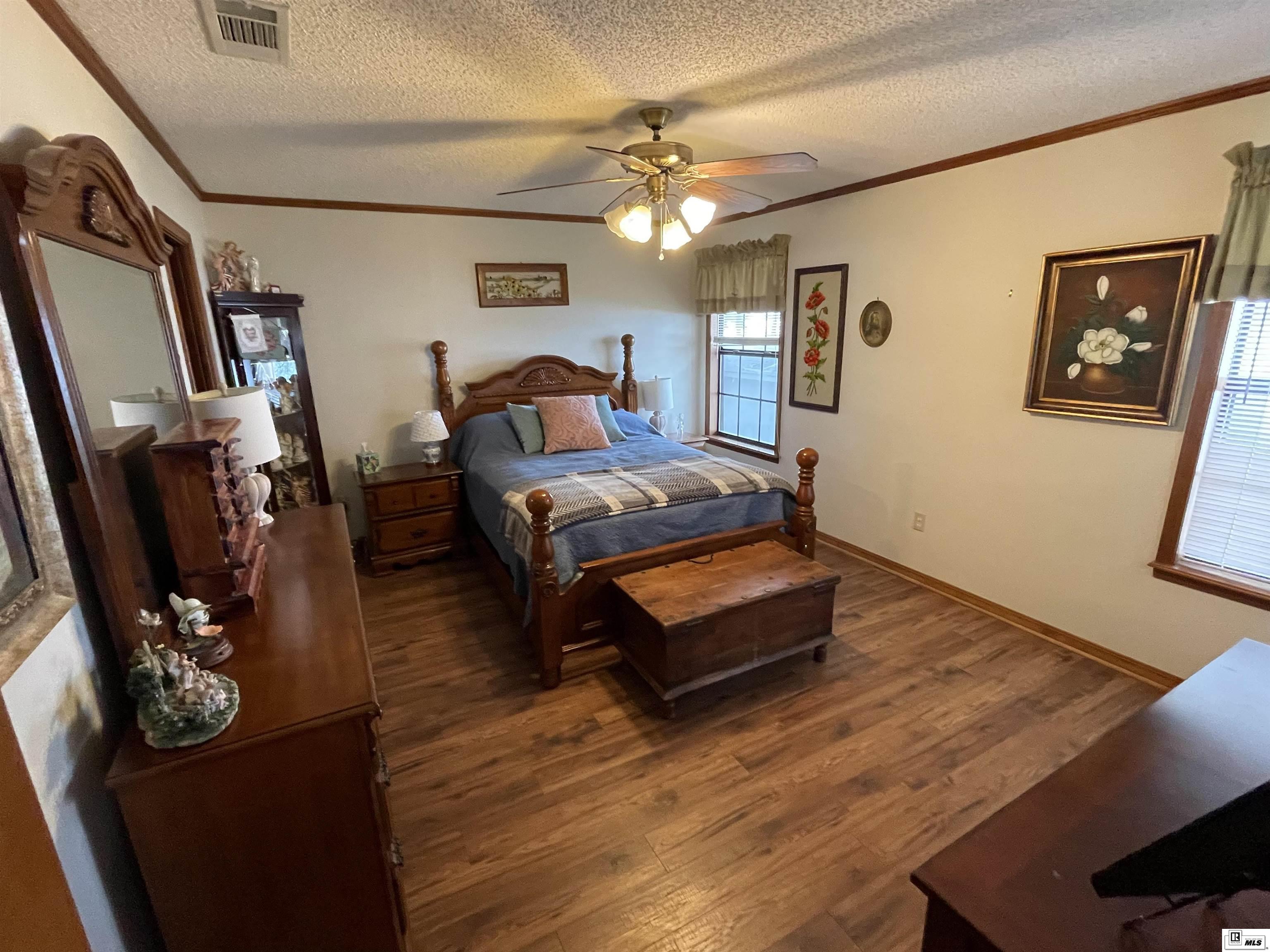 1022 Featherston Road