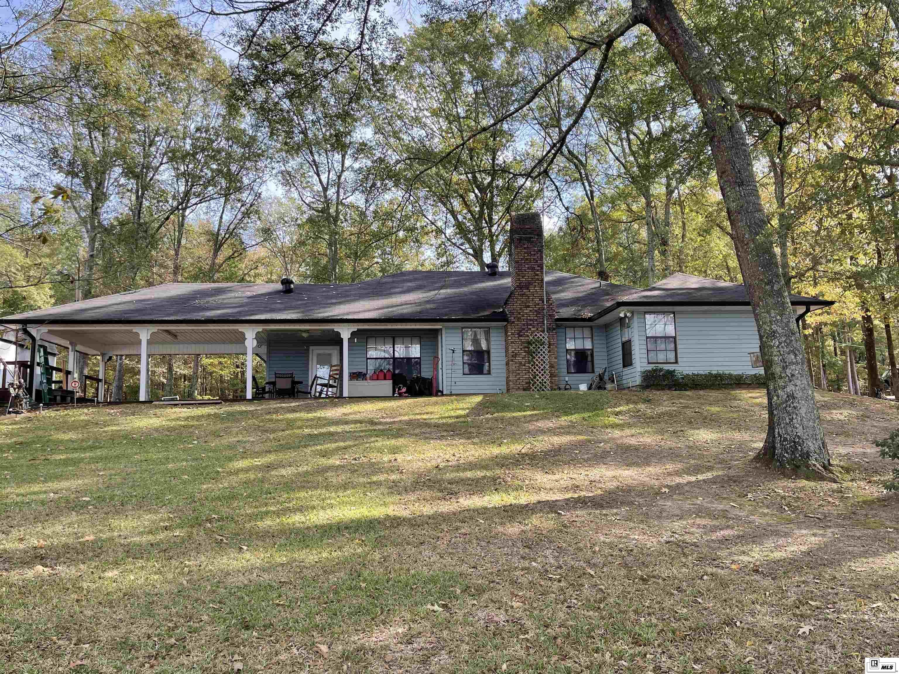 1022 Featherston Road