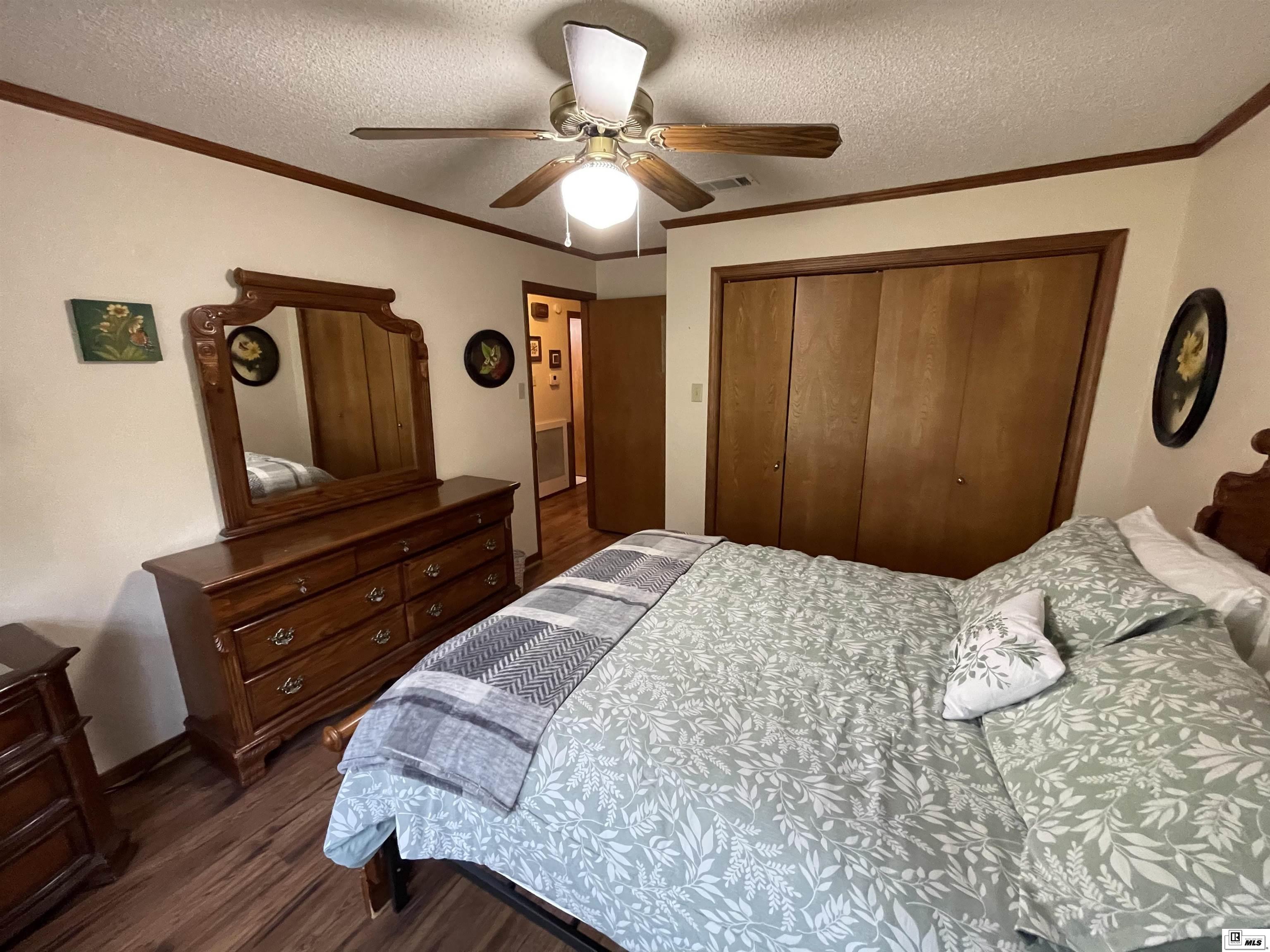 1022 Featherston Road