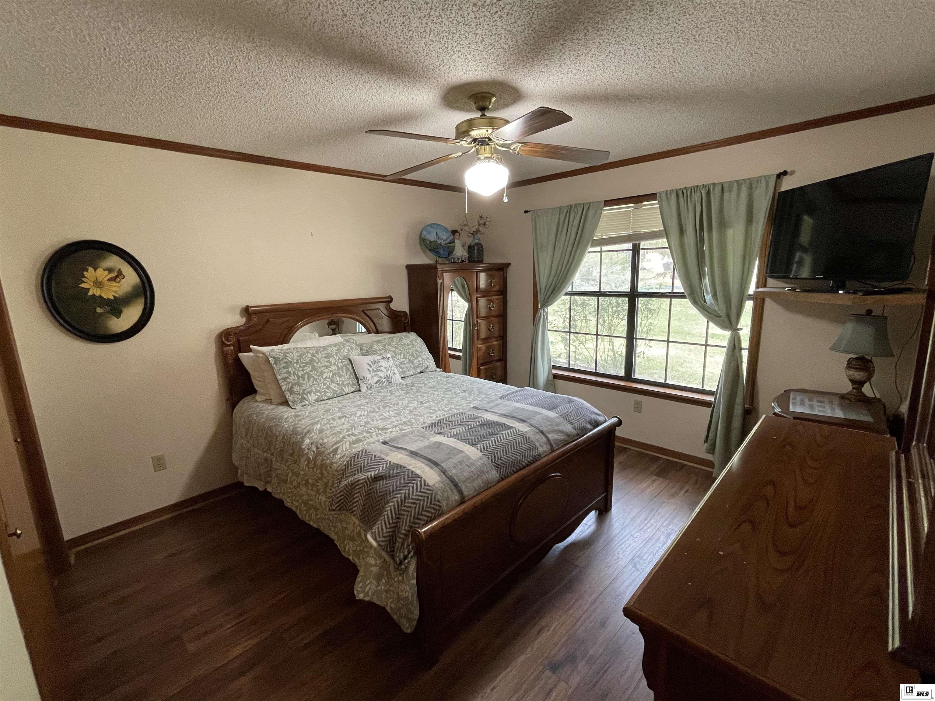 1022 Featherston Road