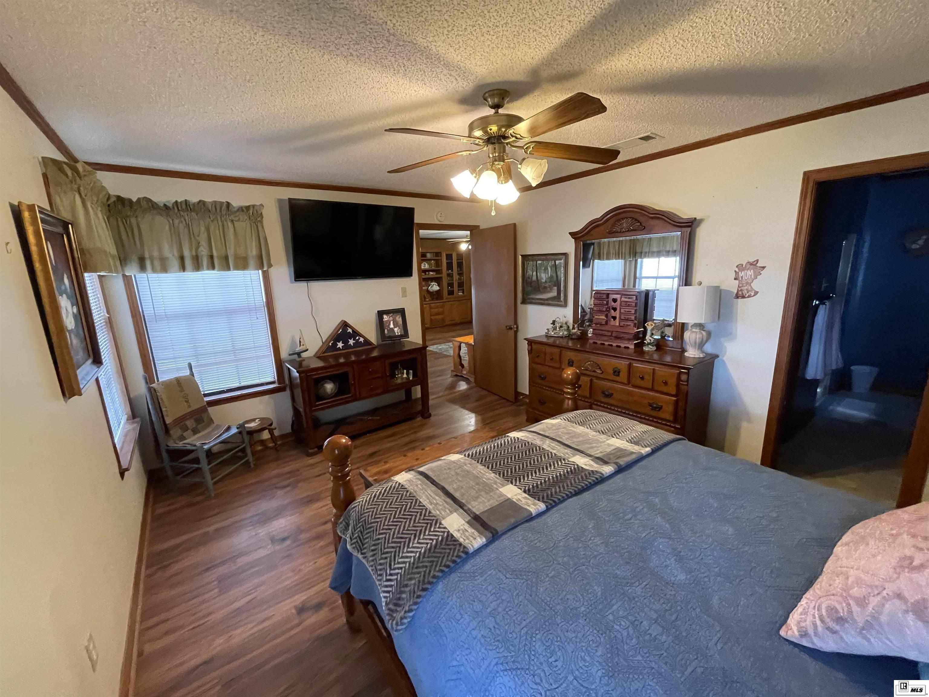 1022 Featherston Road