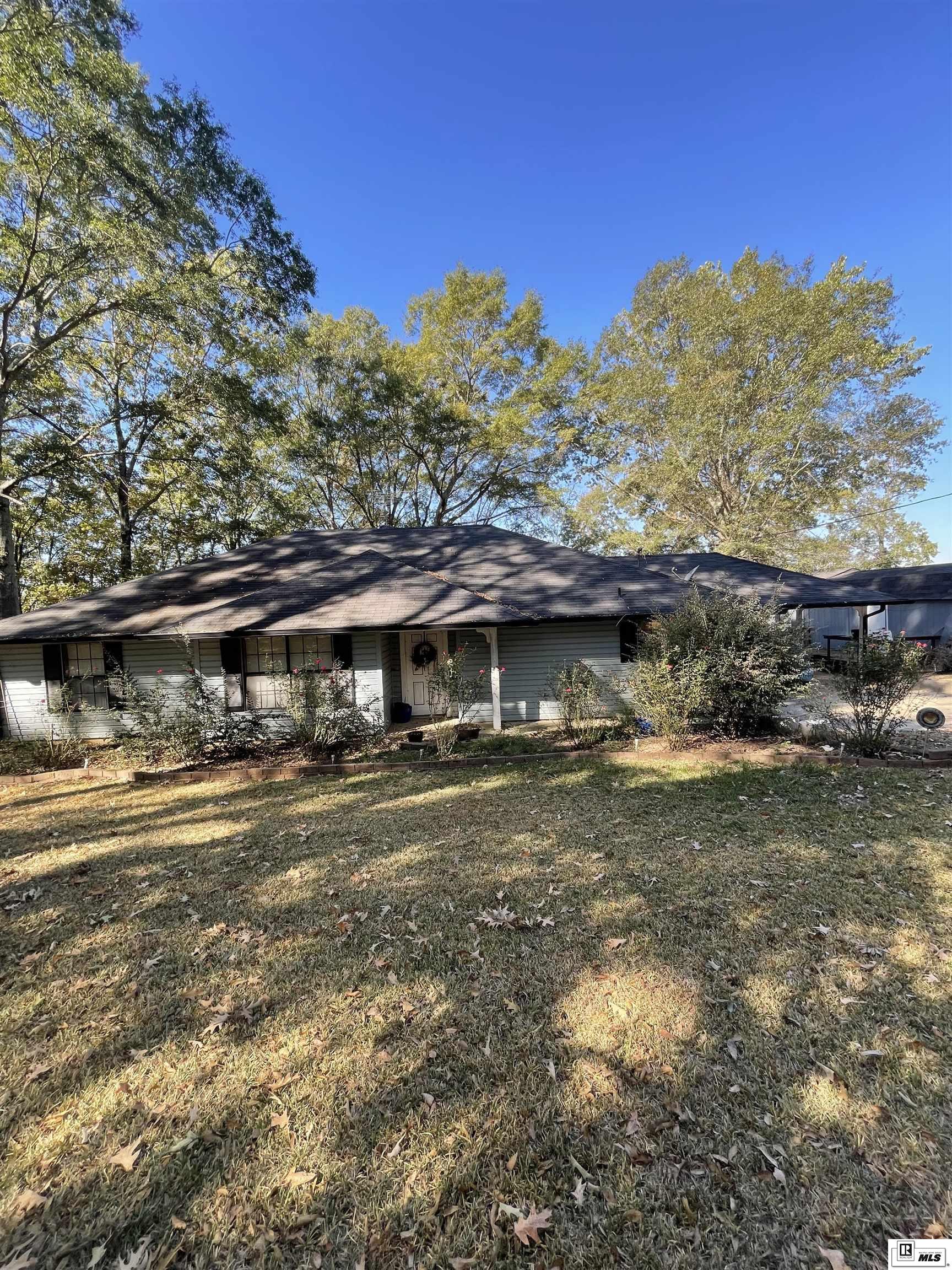 1022 Featherston Road
