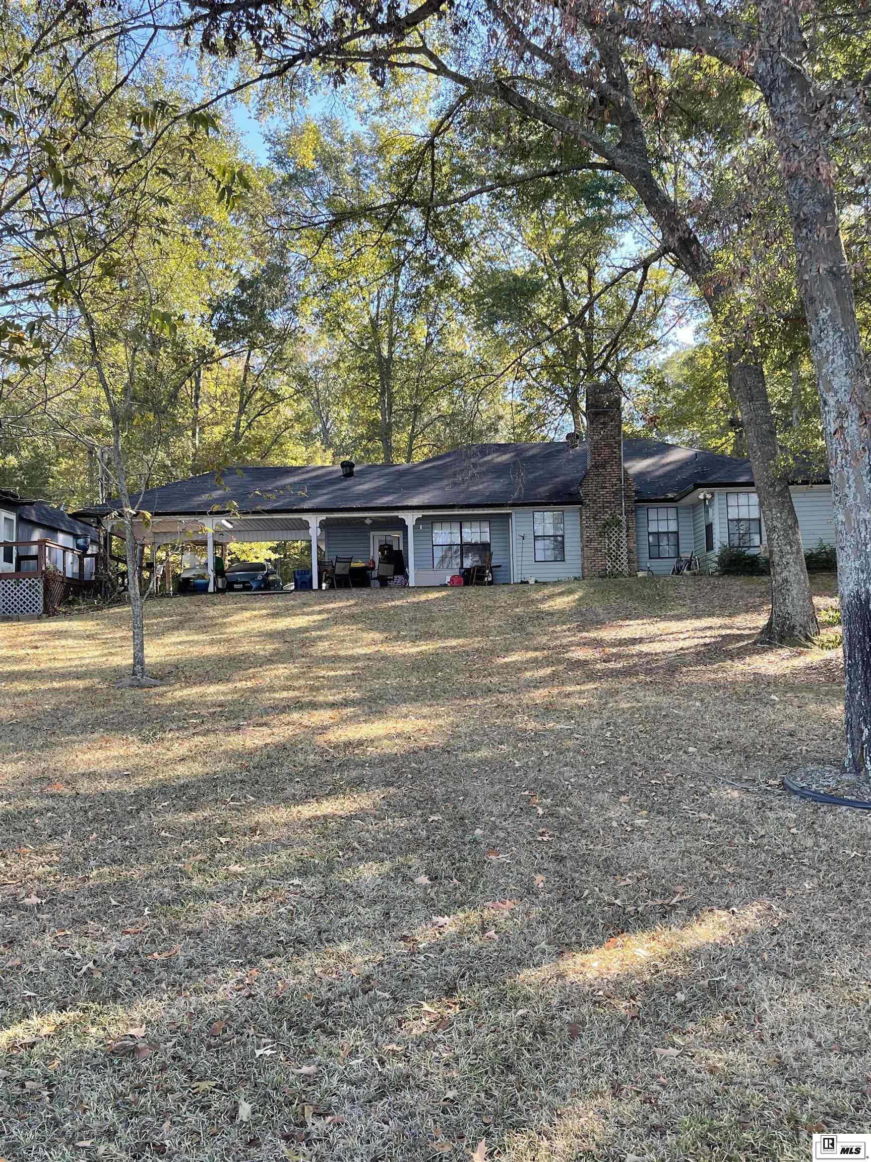1022 Featherston Road