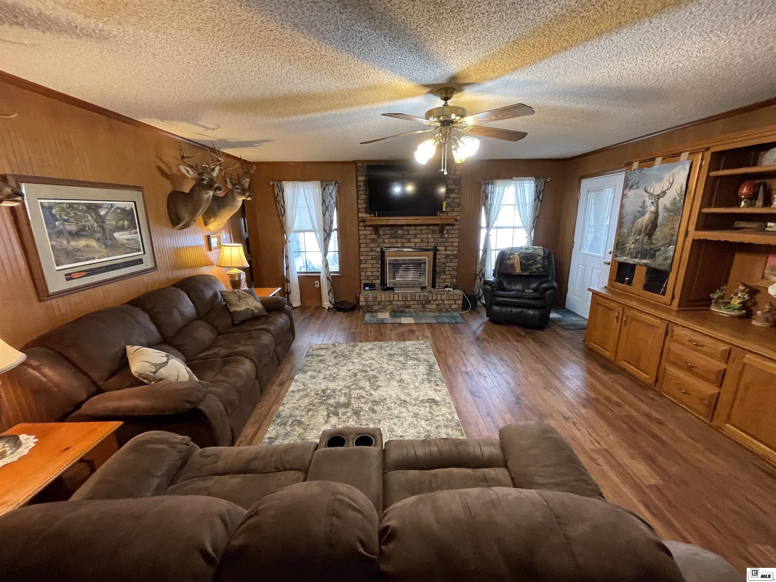 1022 Featherston Road