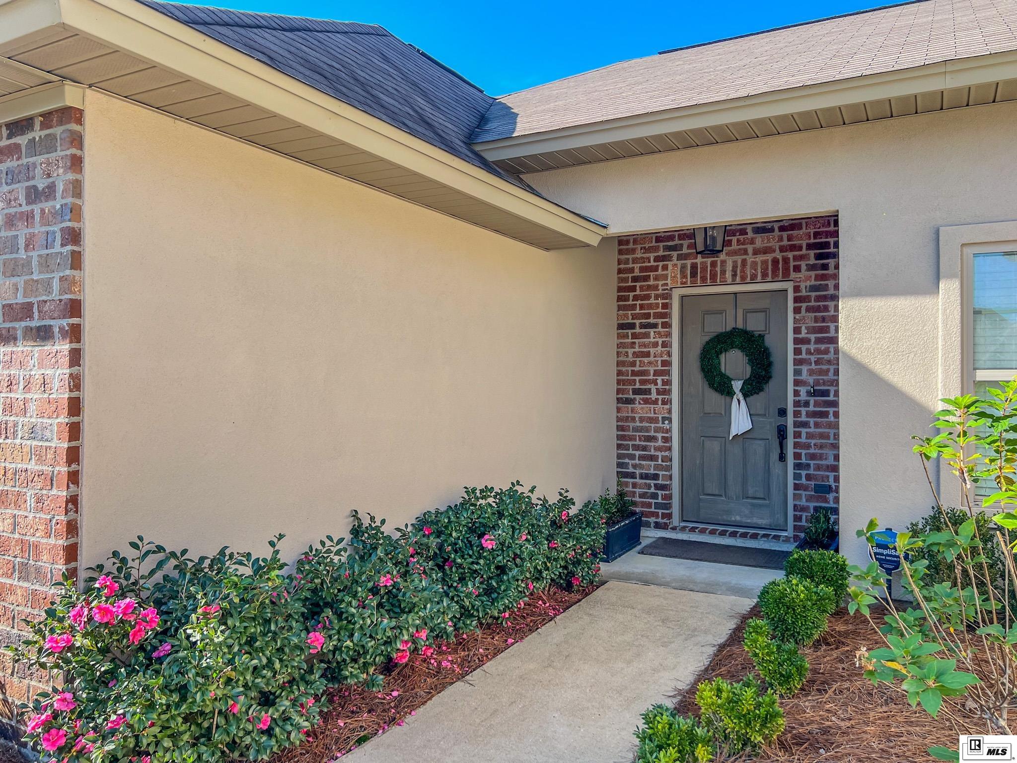106 Carriage Hills Drive