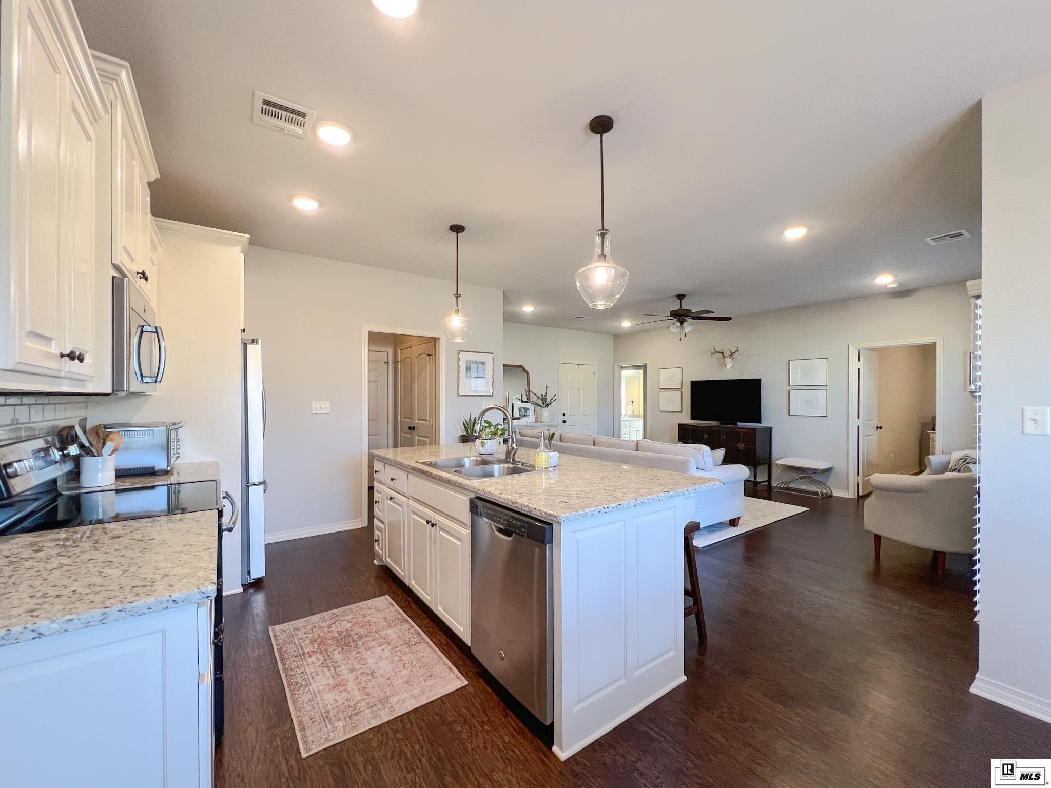 106 Carriage Hills Drive